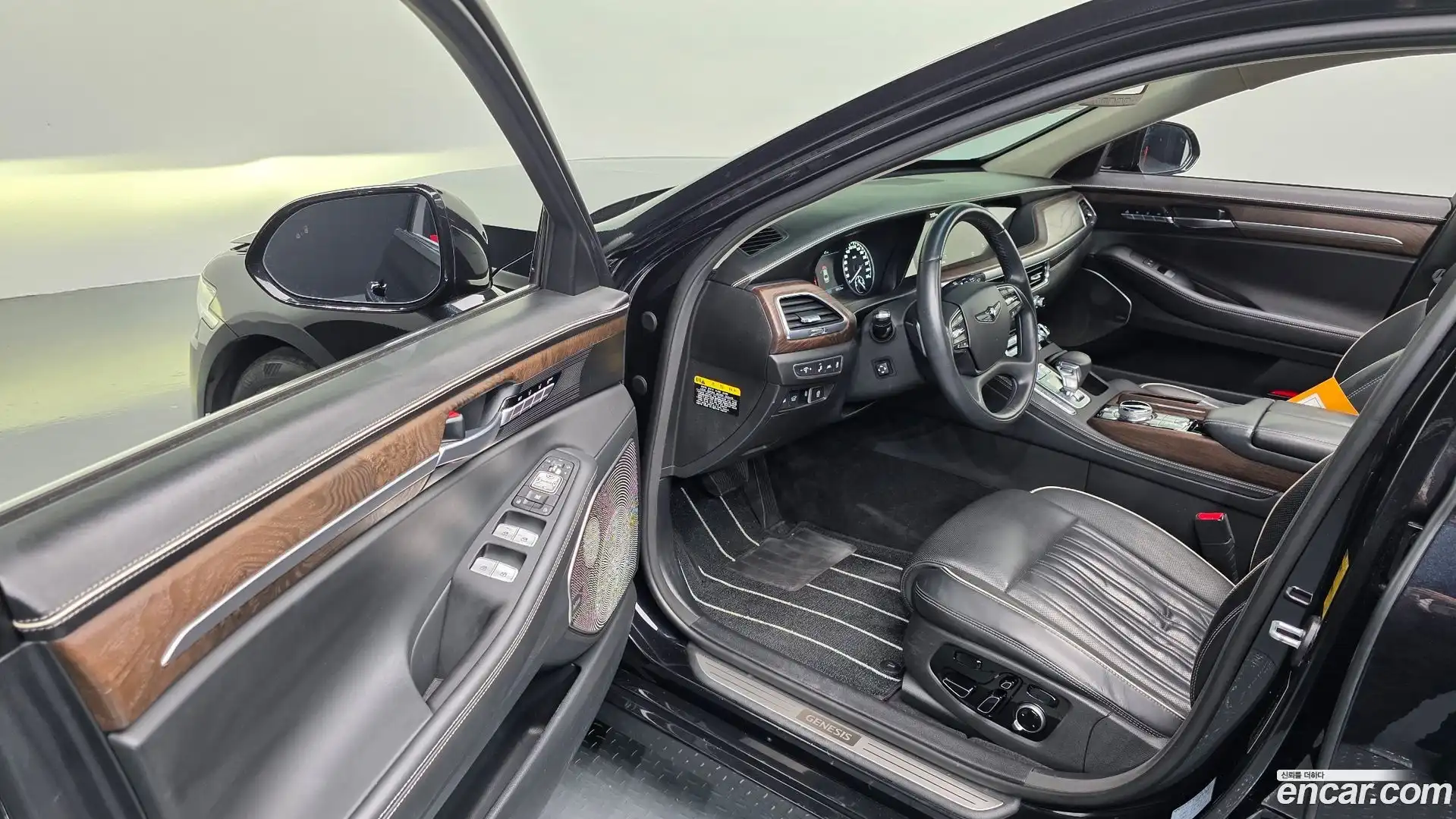 G90 Genesis 2020.4-INNER-010