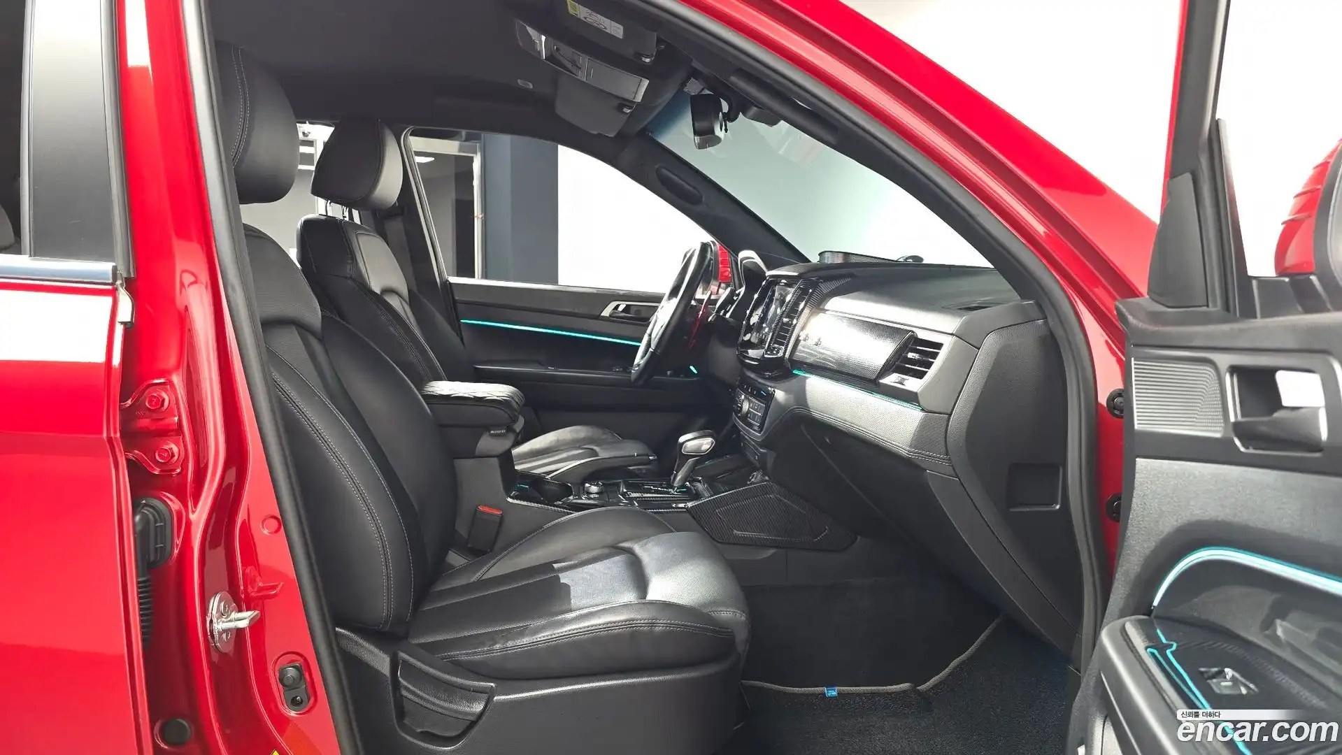 Rexton KG Mobility 2021.11-INNER-036