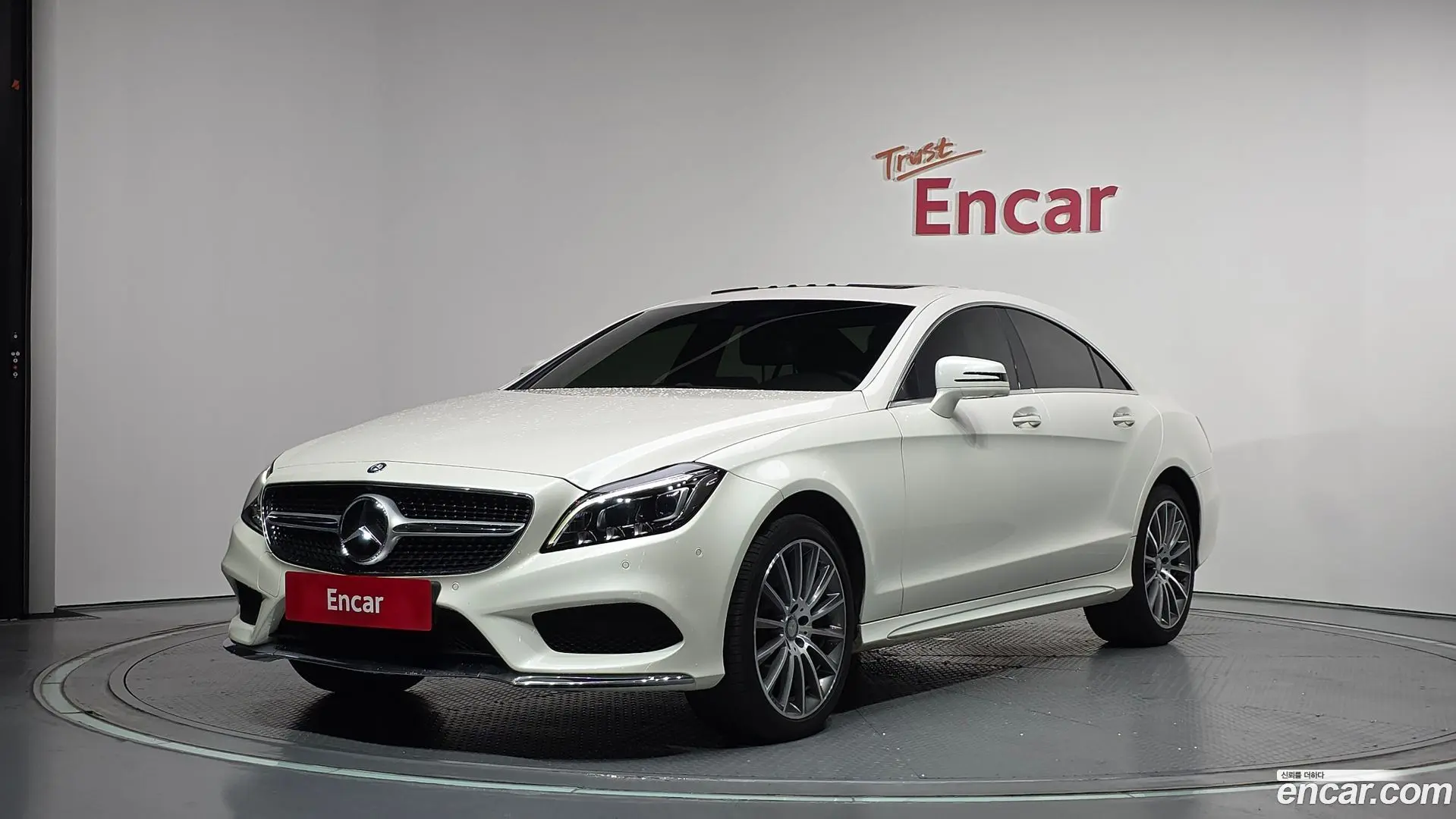 Main__Slider__Photo:CLS-Class Mercedes-Benz 2016.5-0