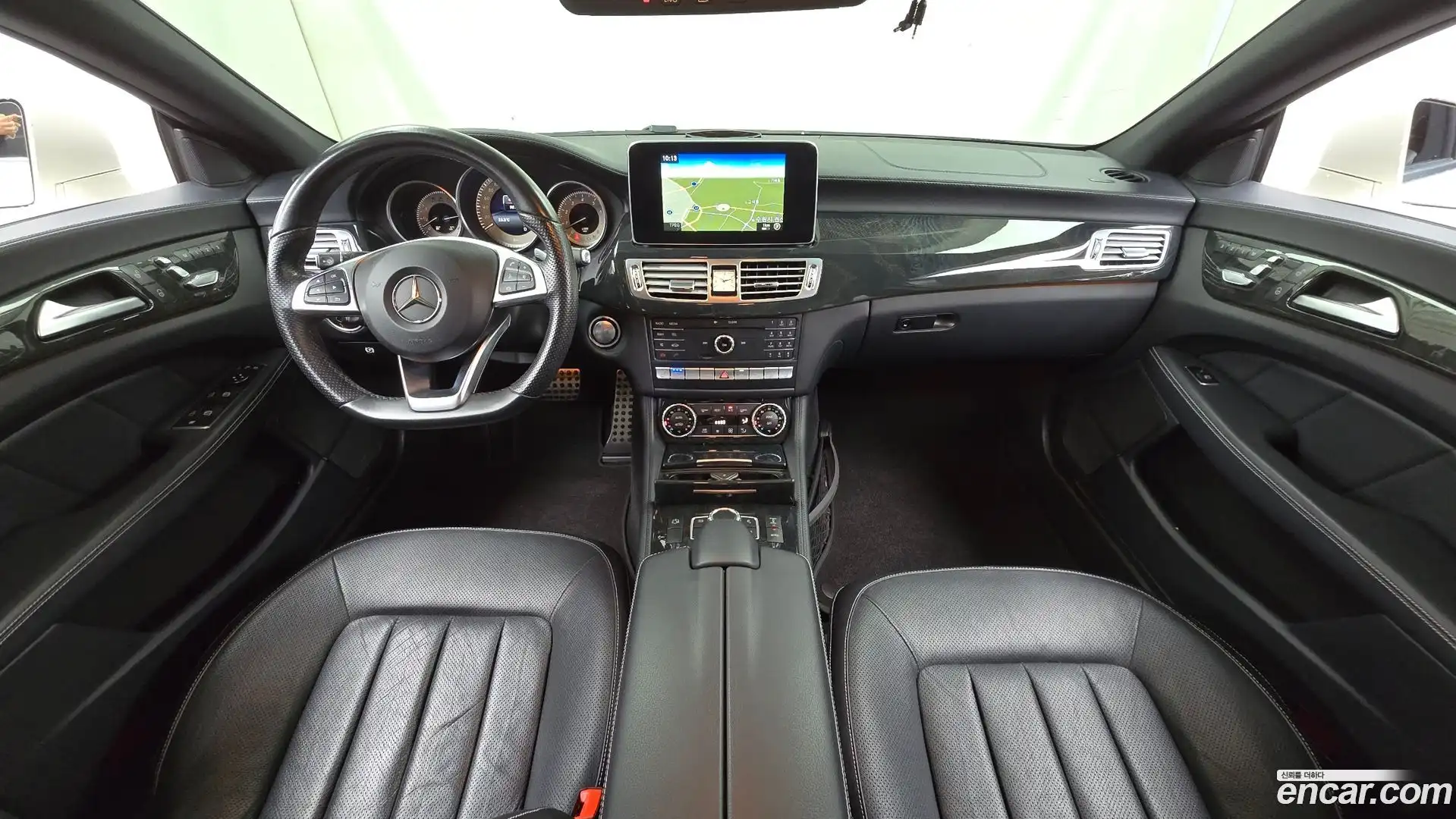CLS-Class Mercedes-Benz 2016.5-INNER-007