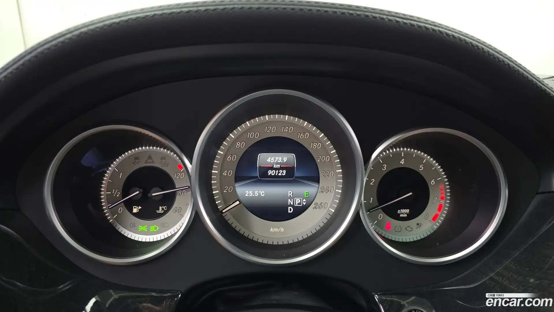 CLS-Class Mercedes-Benz 2016.5-INNER-008