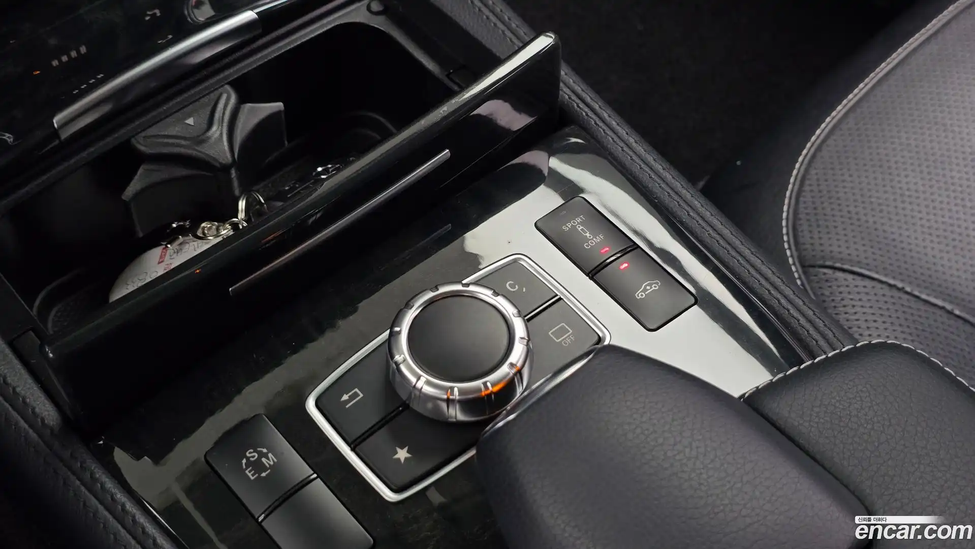 CLS-Class Mercedes-Benz 2016.5-INNER-009