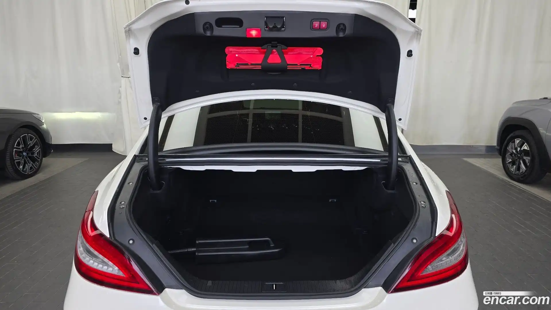 CLS-Class Mercedes-Benz 2016.5-OPTION-024
