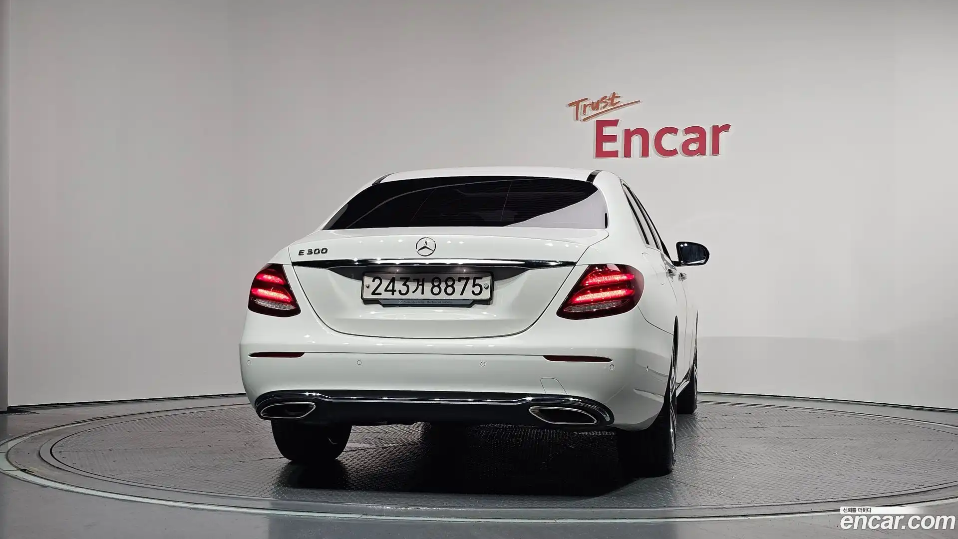 E-Class Mercedes-Benz 2019.4-OUTER-004