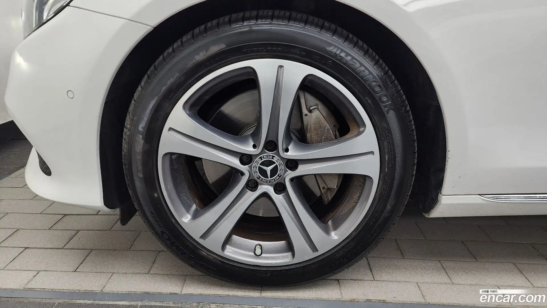E-Class Mercedes-Benz 2019.4-OUTER-005
