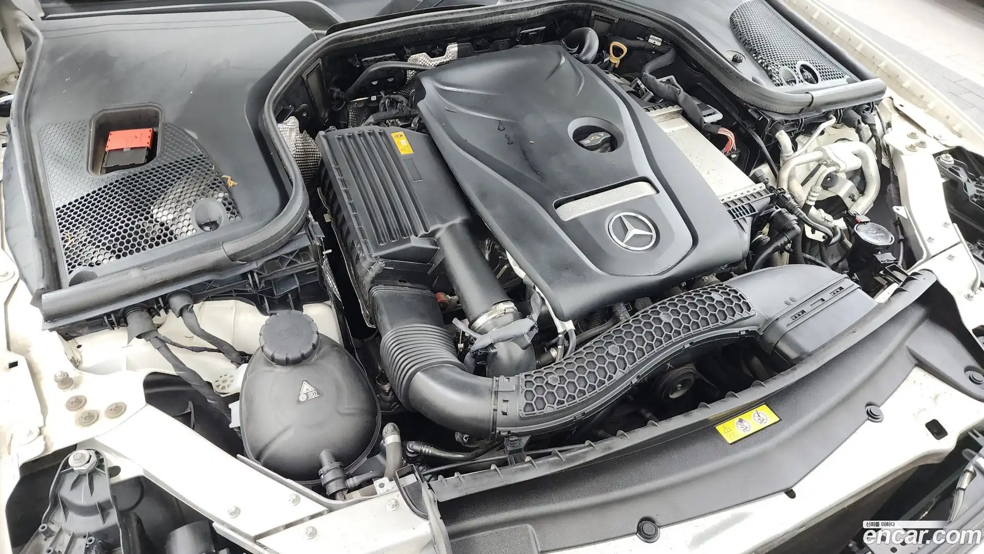 E-Class Mercedes-Benz 2019.4-OUTER-006