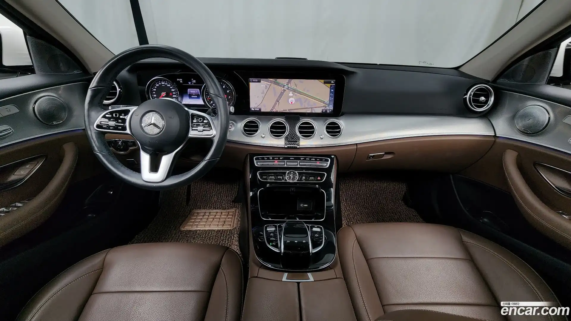 E-Class Mercedes-Benz 2019.4-INNER-007