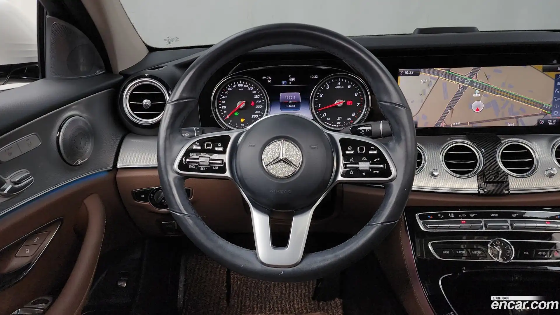 E-Class Mercedes-Benz 2019.4-OPTION-017