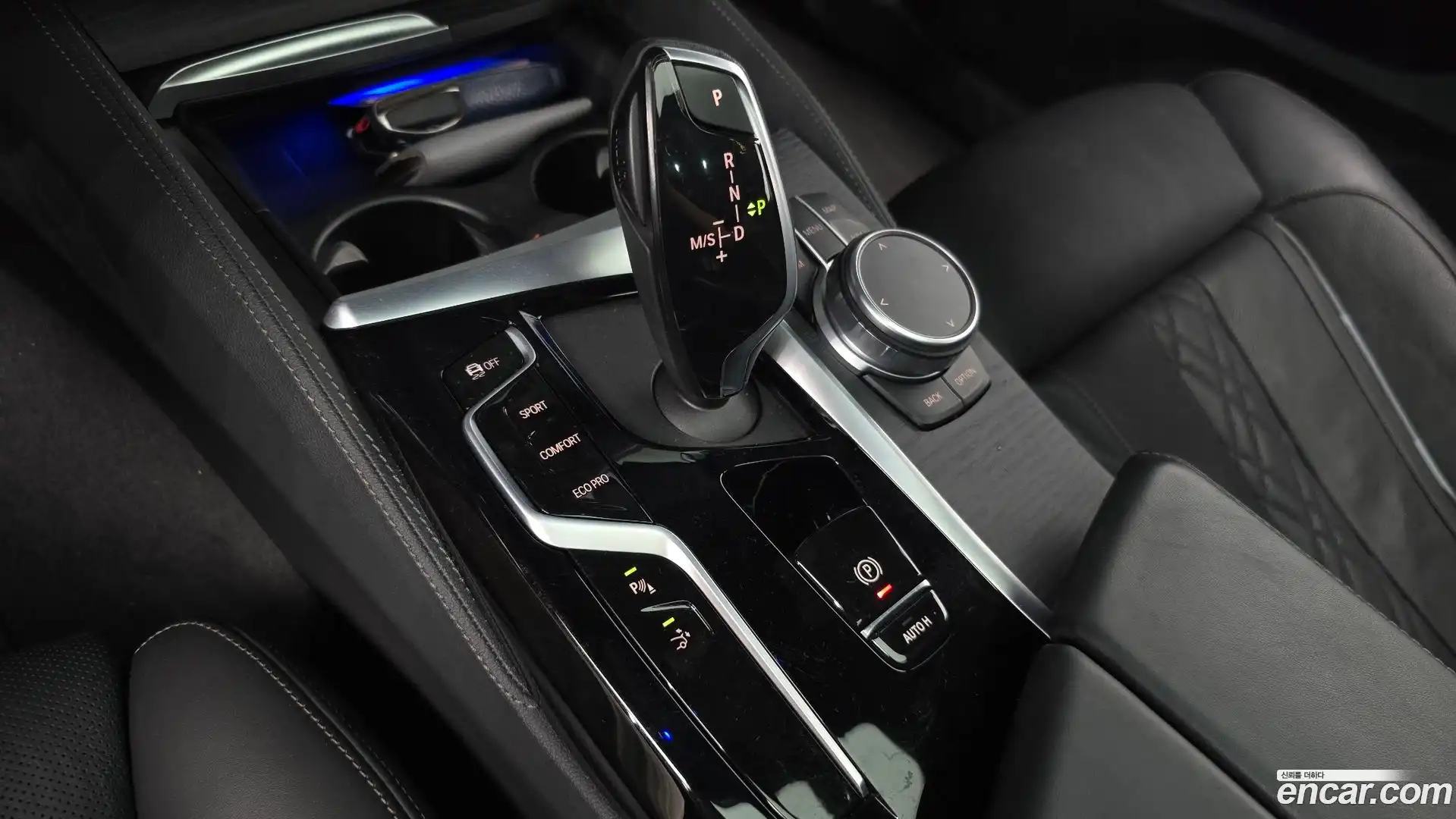 Gran Turismo BMW 2022.0-INNER-009