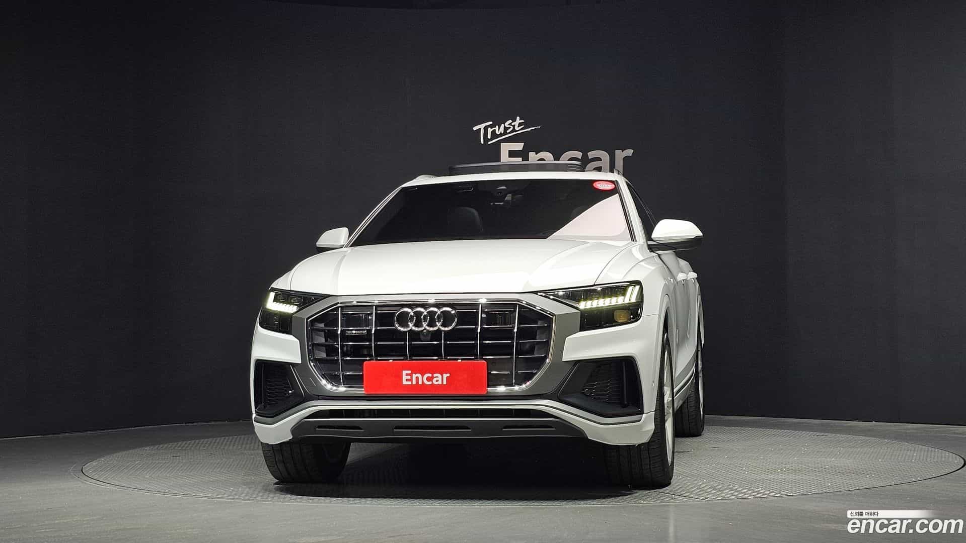 Q8 Audi 2023.11-OUTER-003