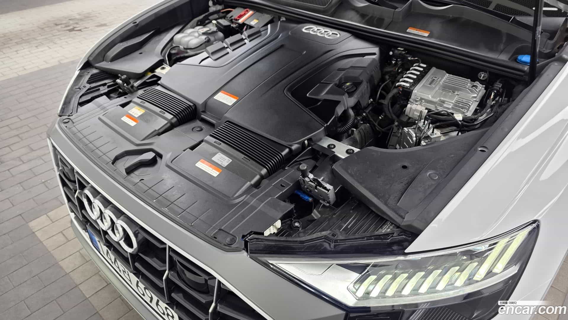 Q8 Audi 2023.11-OUTER-006