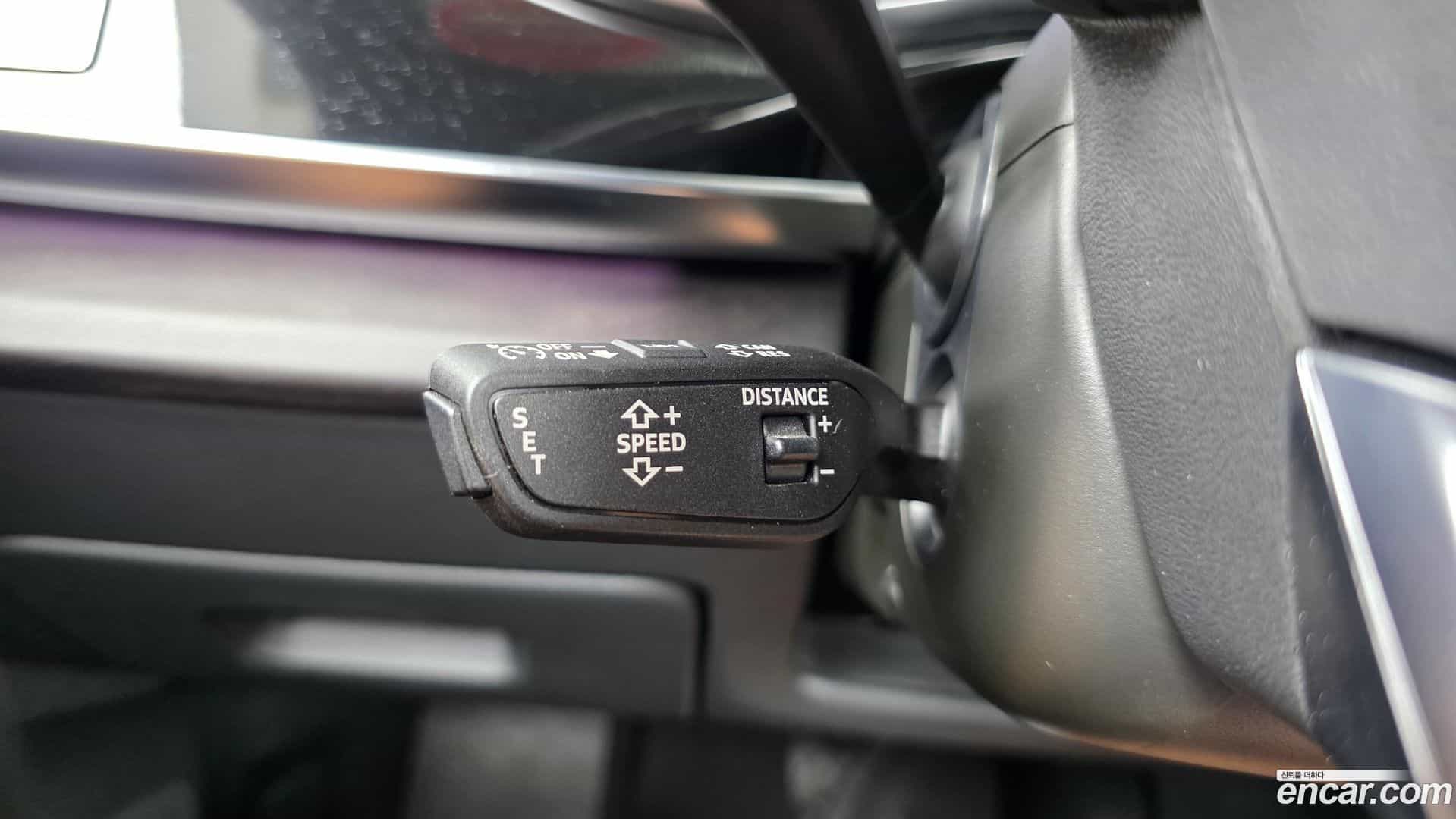 Q8 Audi 2023.11-OPTION-040