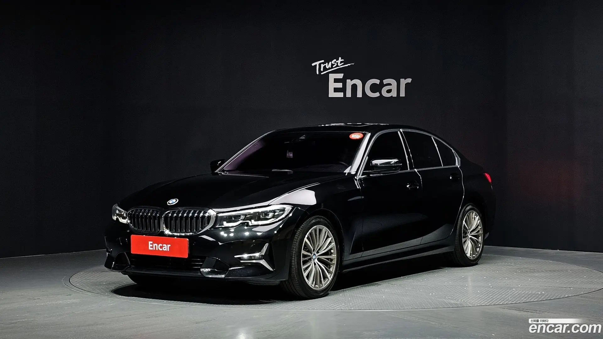 Main__Slider__Photo:3-Series BMW 2019.11-0