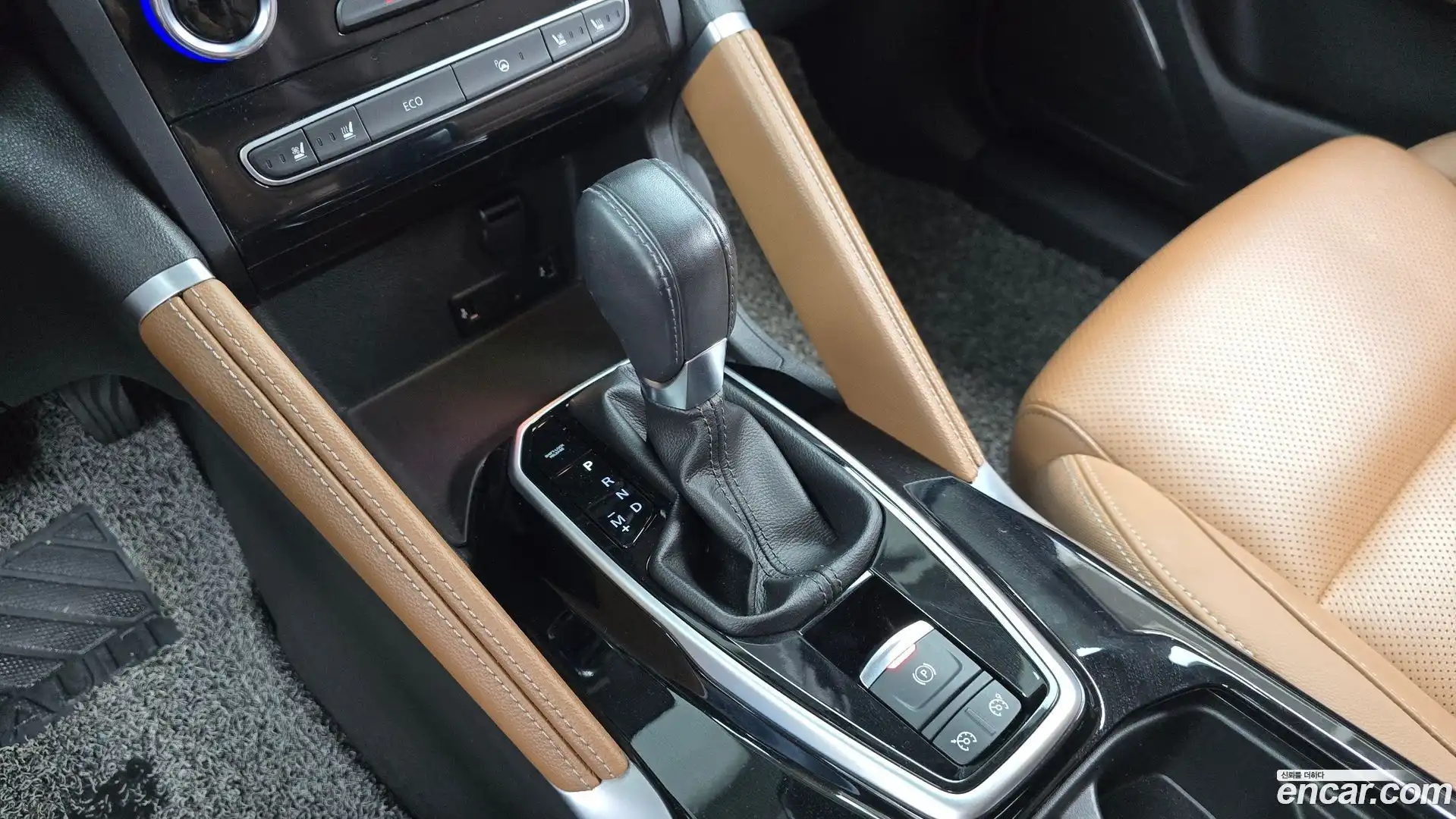 QM6 Renault Korea 2020.11-INNER-009