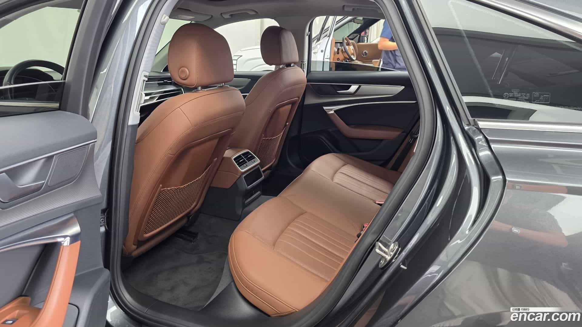 A6 Audi 2021.0-INNER-036