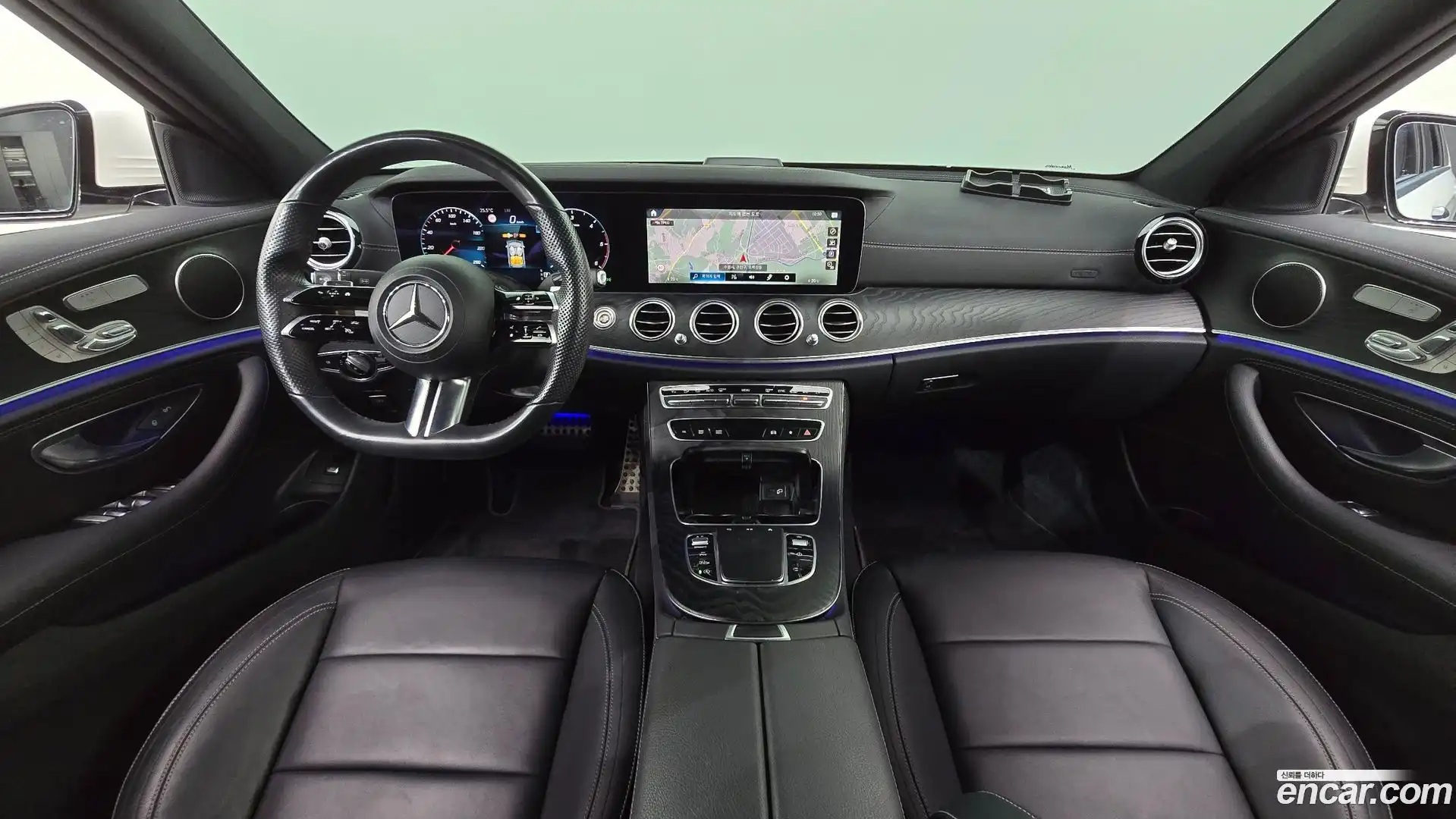 E-Class Mercedes-Benz 2021.8-INNER-007