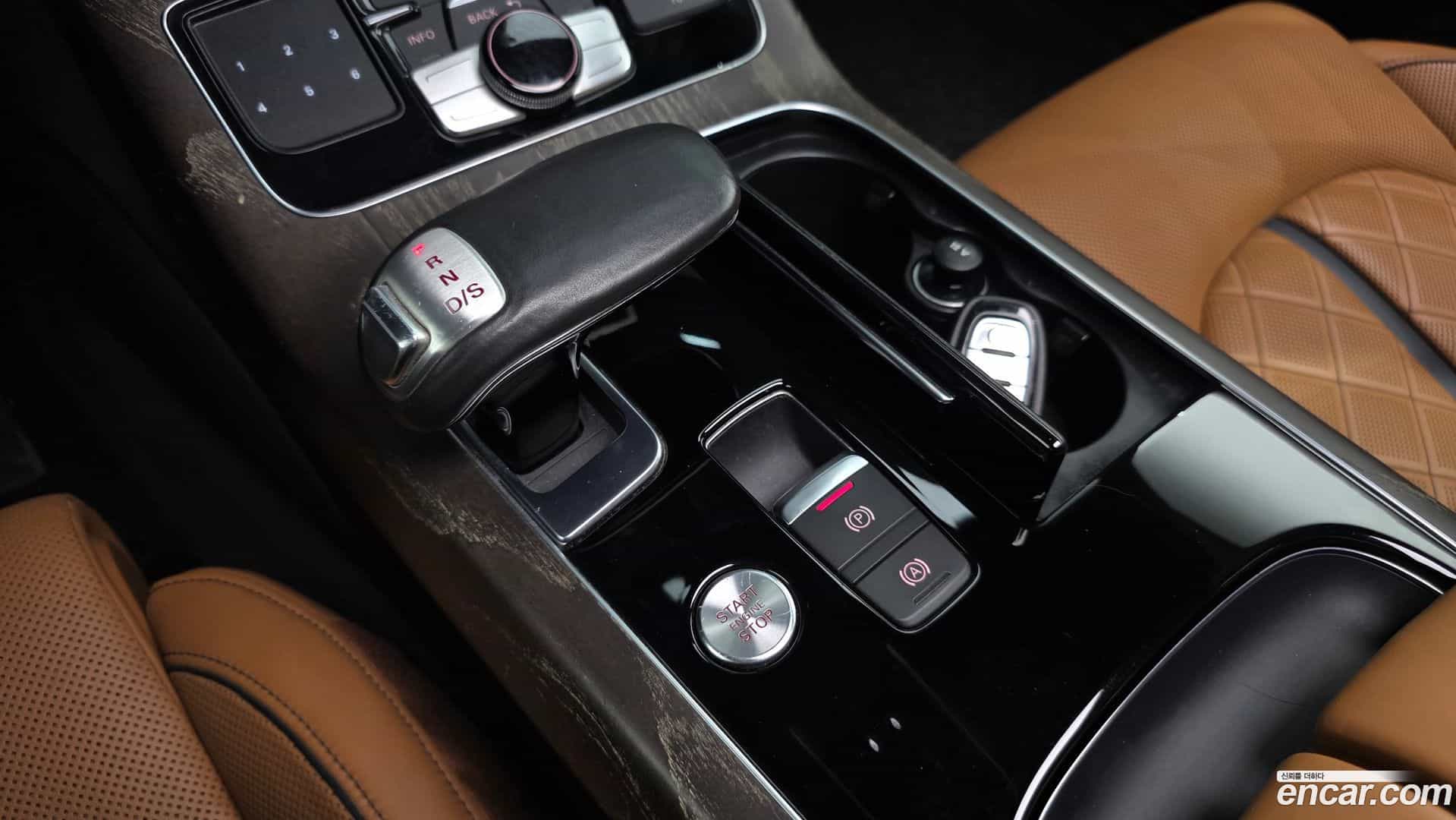 A8 Audi 2016.10-INNER-009