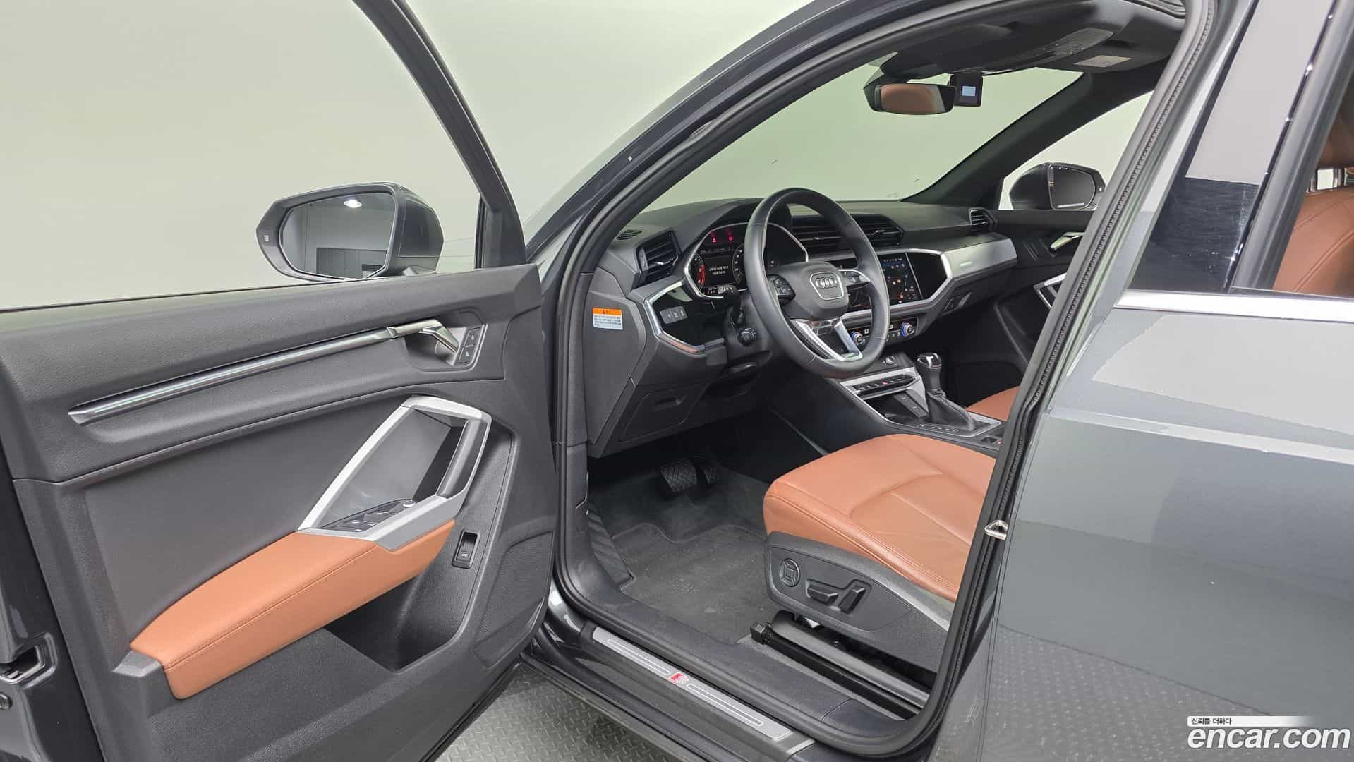 Q3 Audi 2022.6-OPTION-016