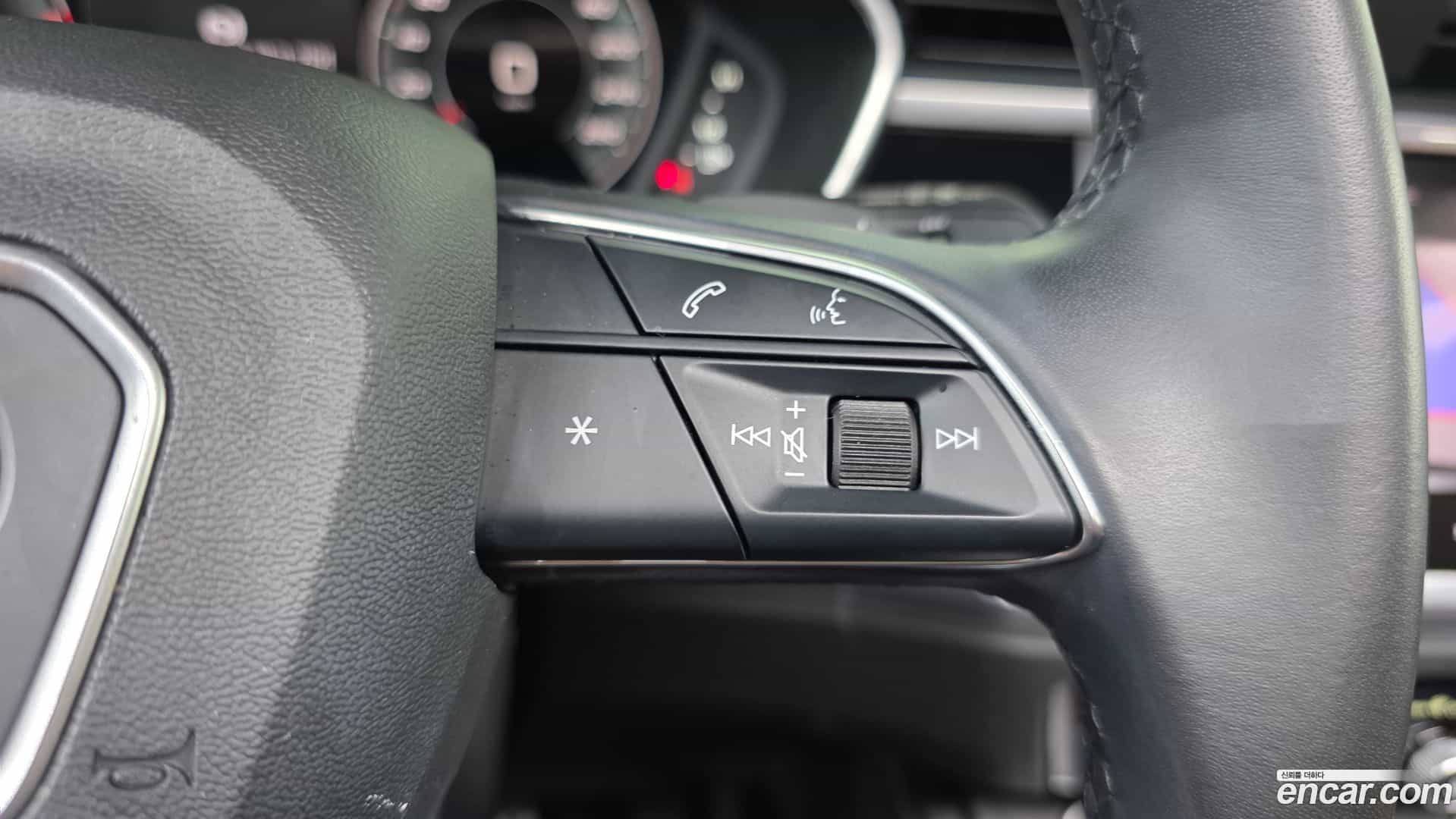 Q3 Audi 2022.6-OPTION-043