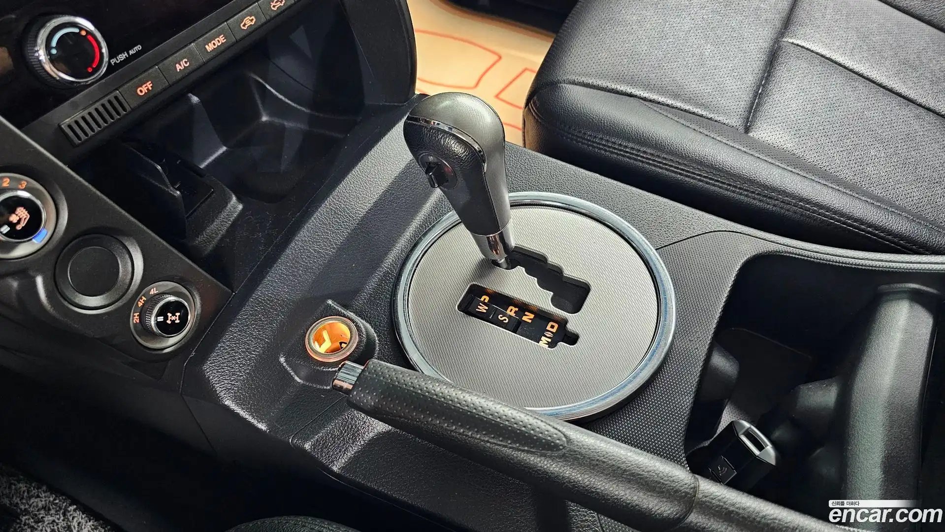 KORANDO KG Mobility 2017.3-INNER-009