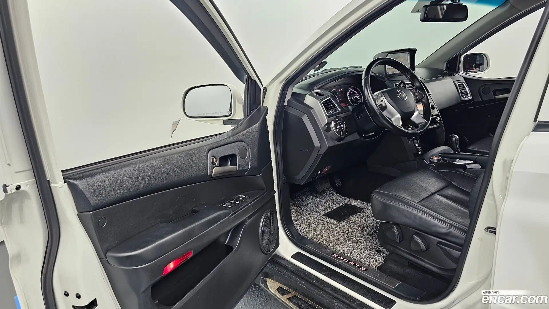 KORANDO KG Mobility 2017.3-INNER-010