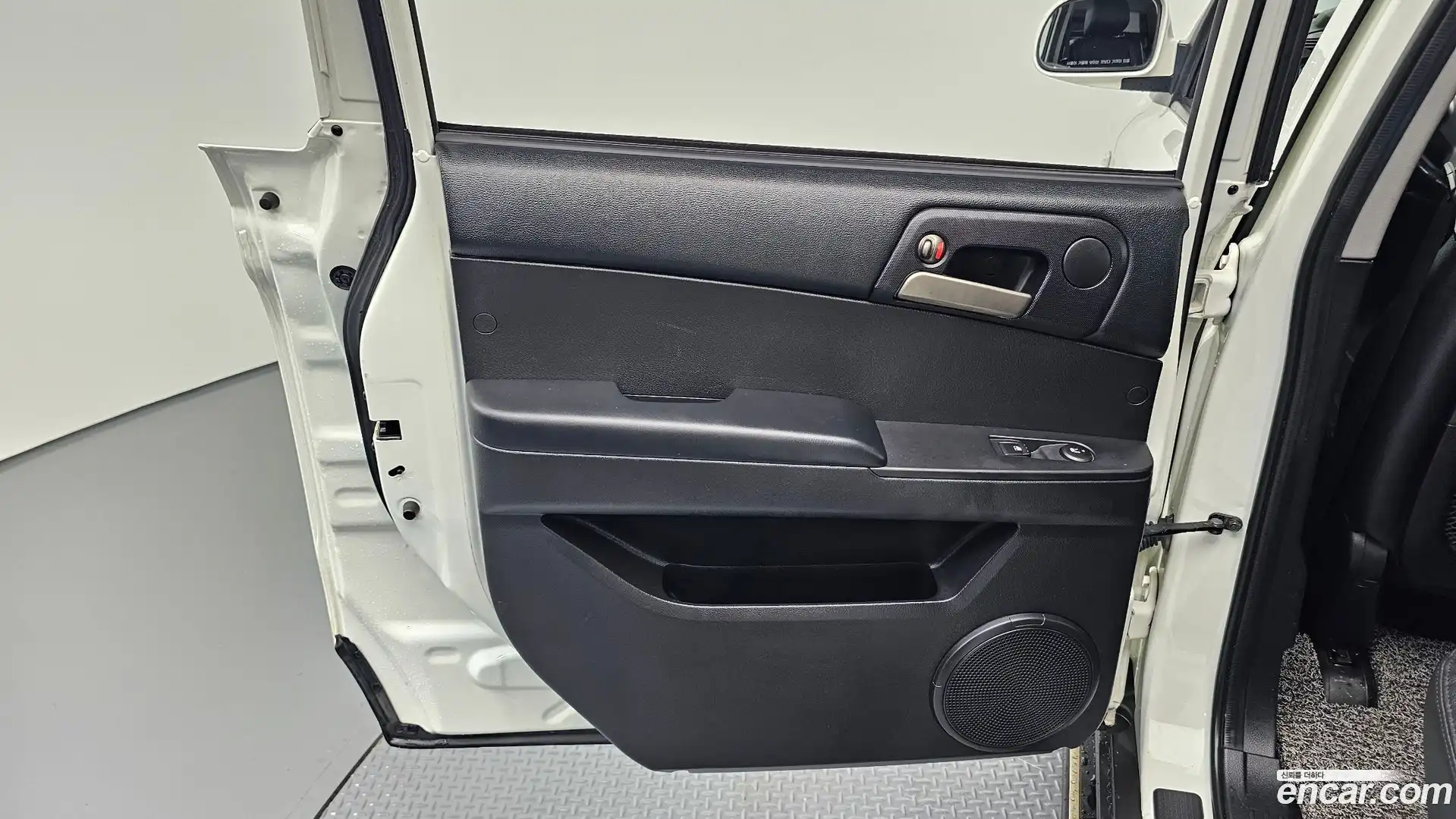 KORANDO KG Mobility 2017.3-INNER-035