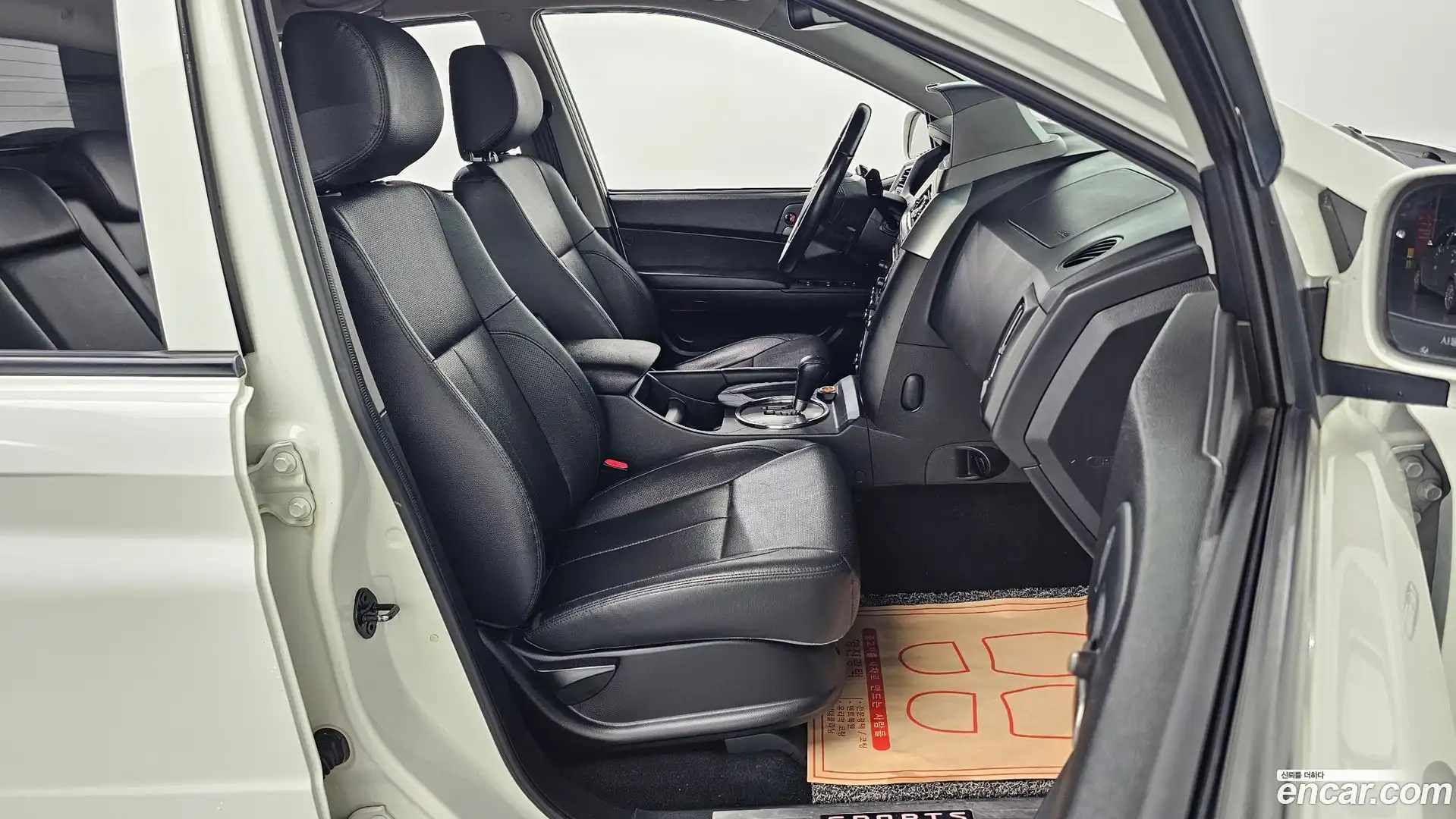 KORANDO KG Mobility 2017.3-INNER-036
