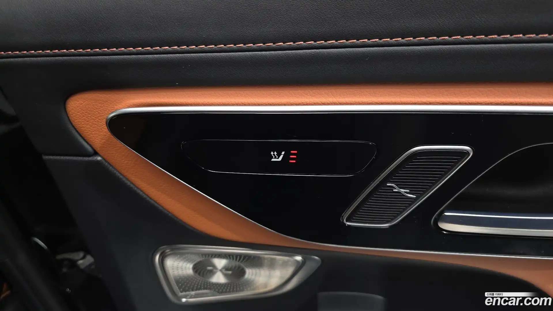 GLC-Class Mercedes-Benz 2023.7-OPTION-022