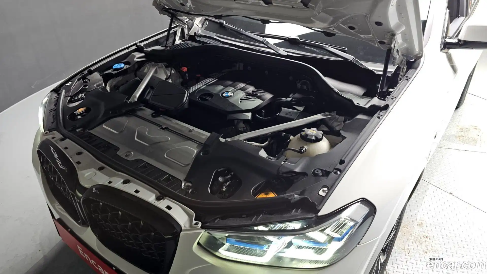 X4 BMW 2023.1-OUTER-006