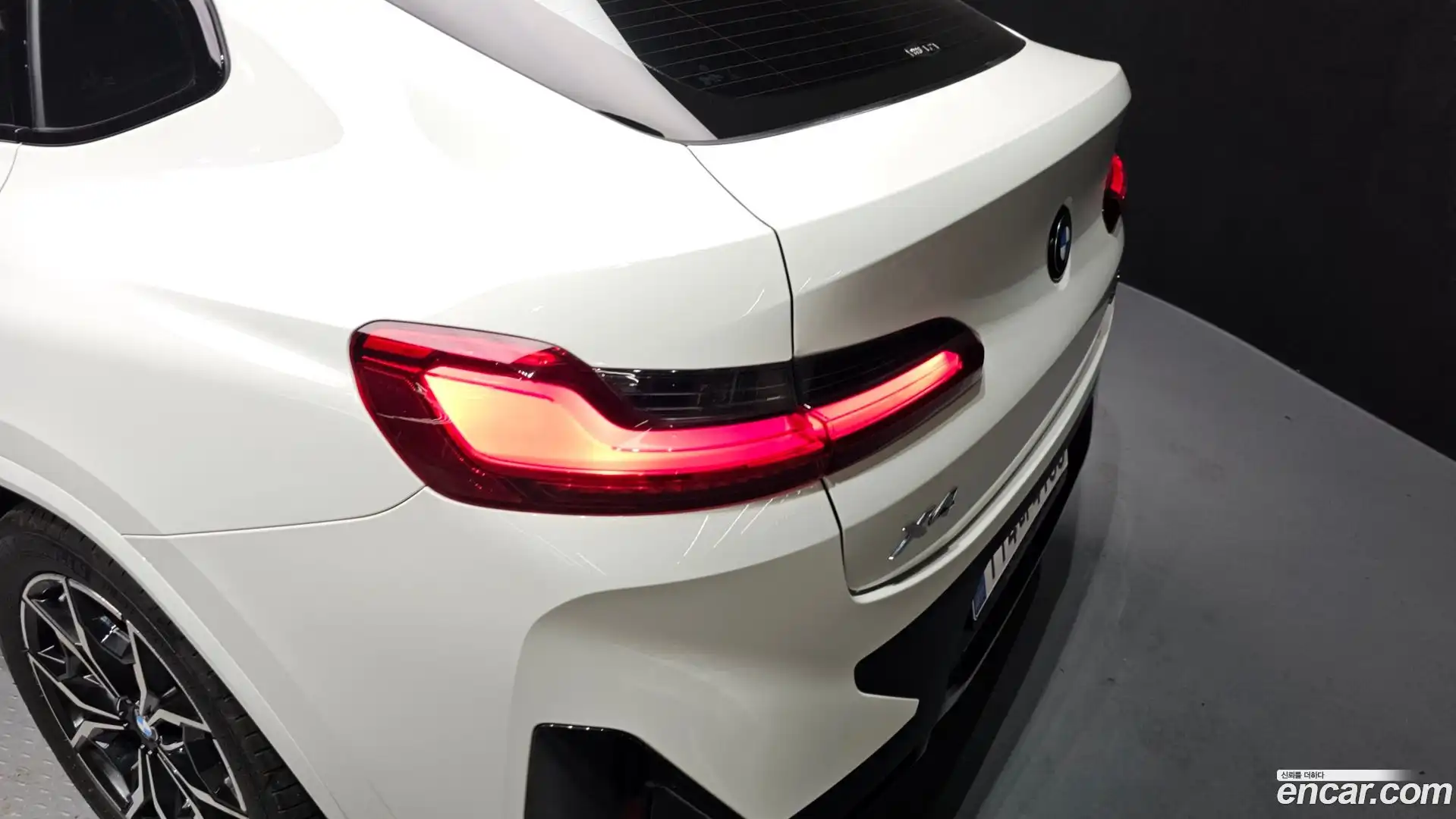 X4 BMW 2023.1-OUTER-033