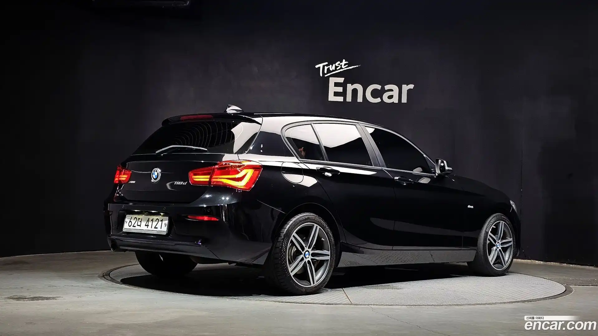 1-Series BMW 2017.1-OUTER-002