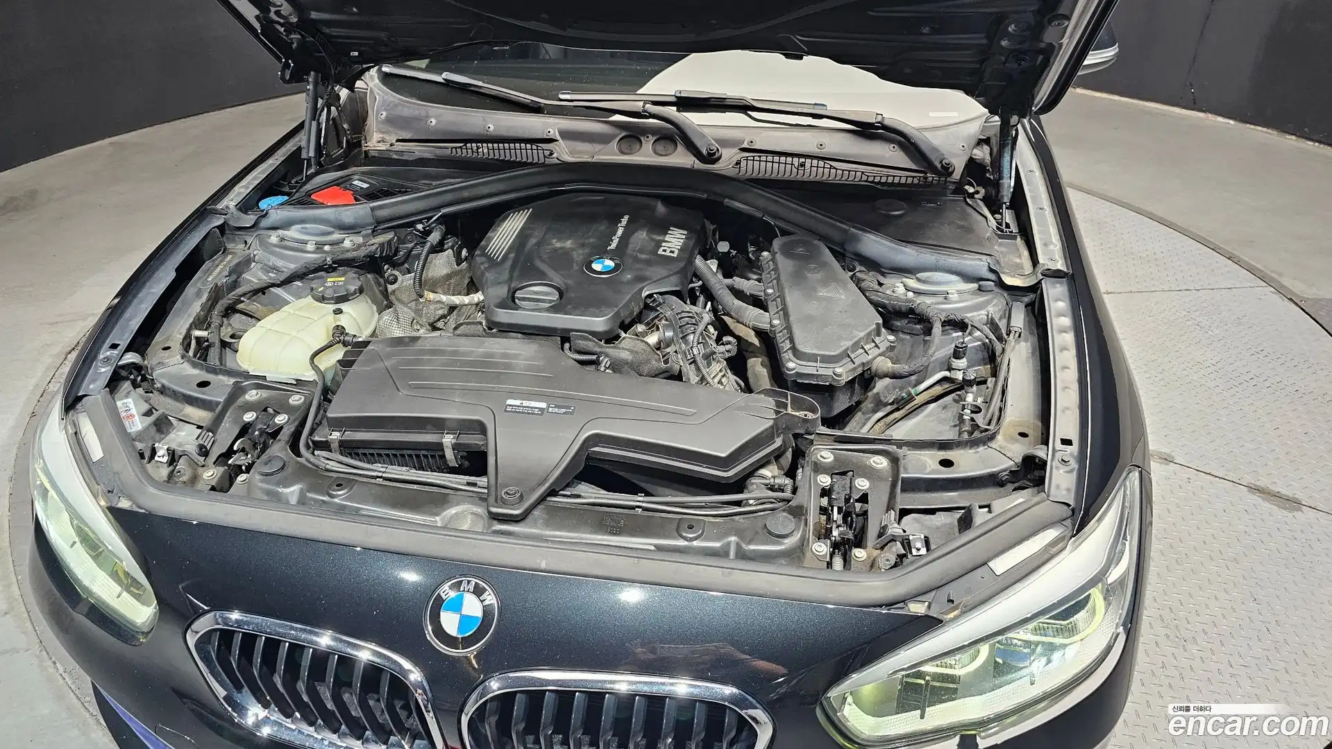 1-Series BMW 2017.1-OUTER-006