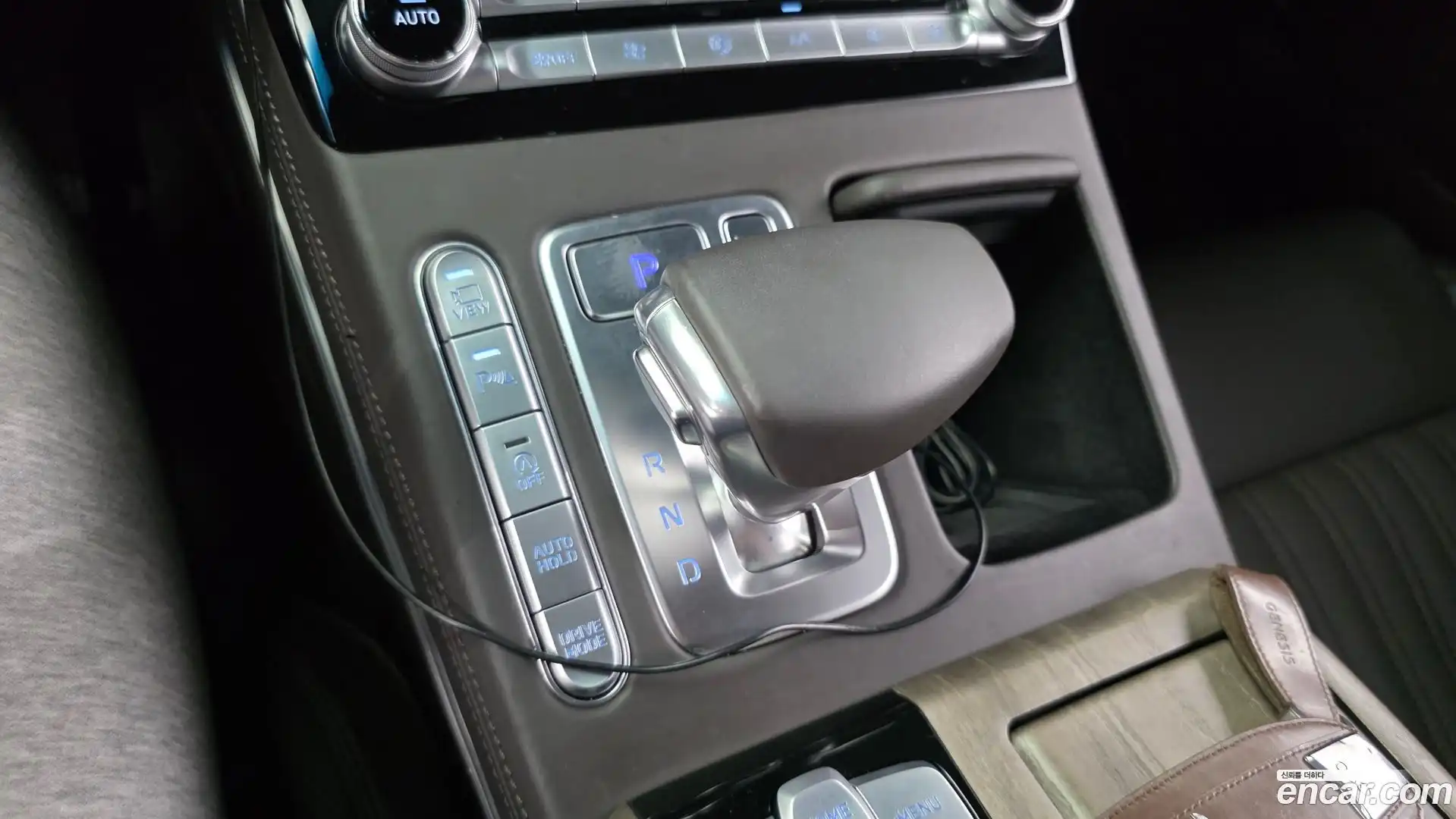 G90 Genesis 2020.4-INNER-009