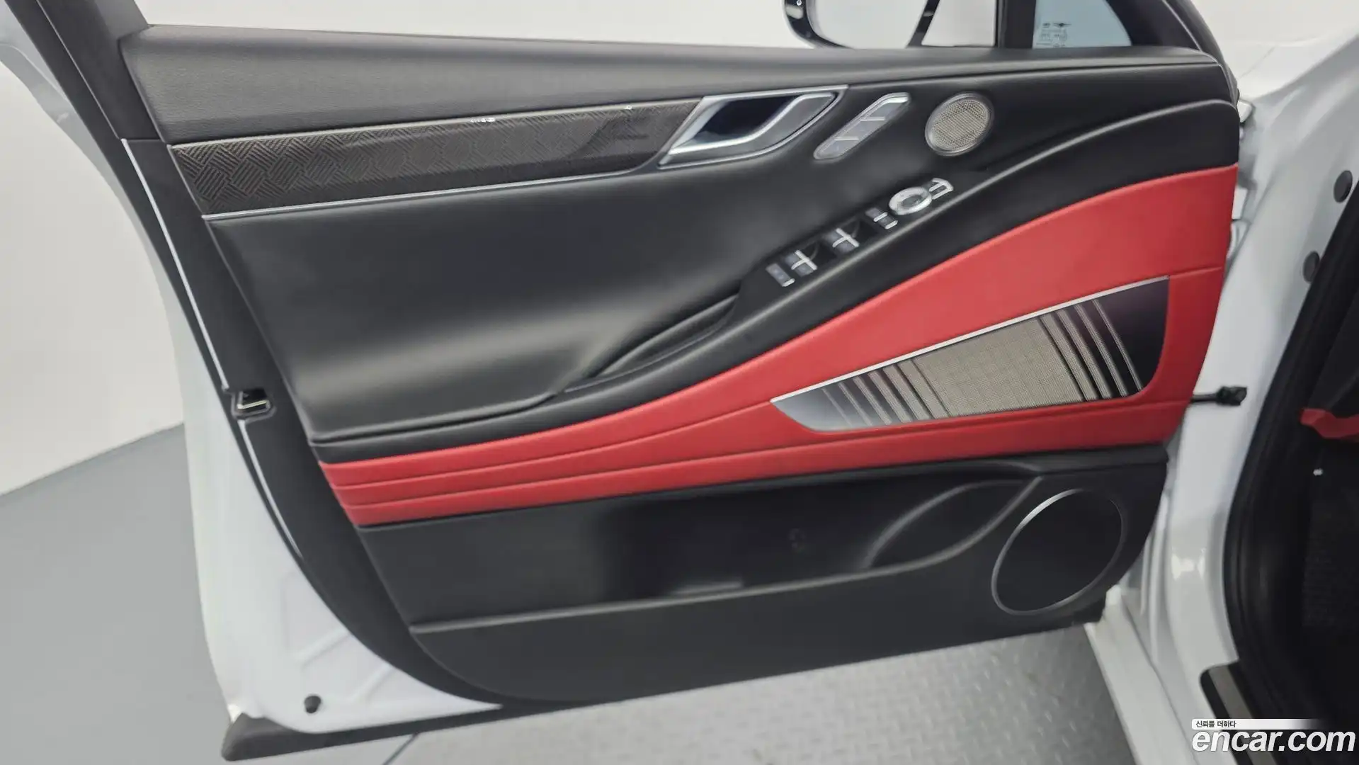 G80 Genesis 2024.2-INNER-034