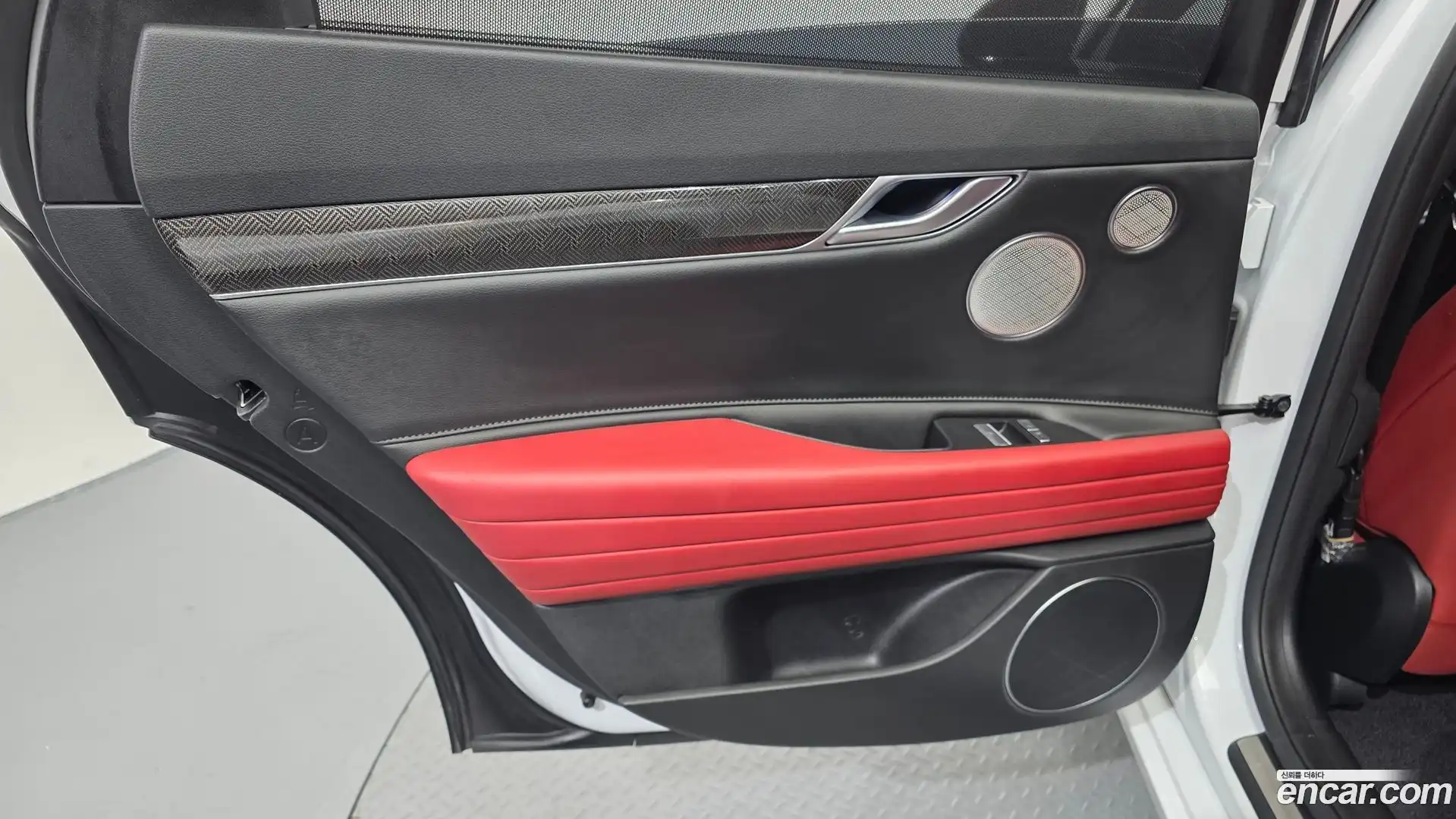 G80 Genesis 2024.2-INNER-035