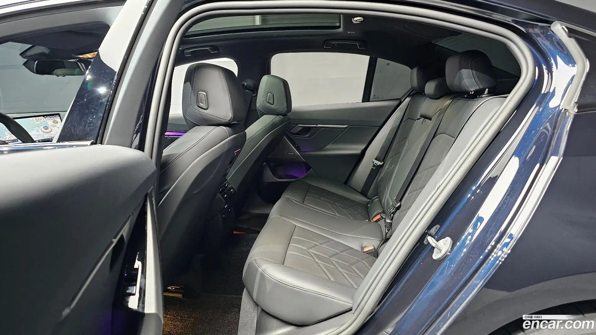 5-Series BMW 2025.9-OPTION-016