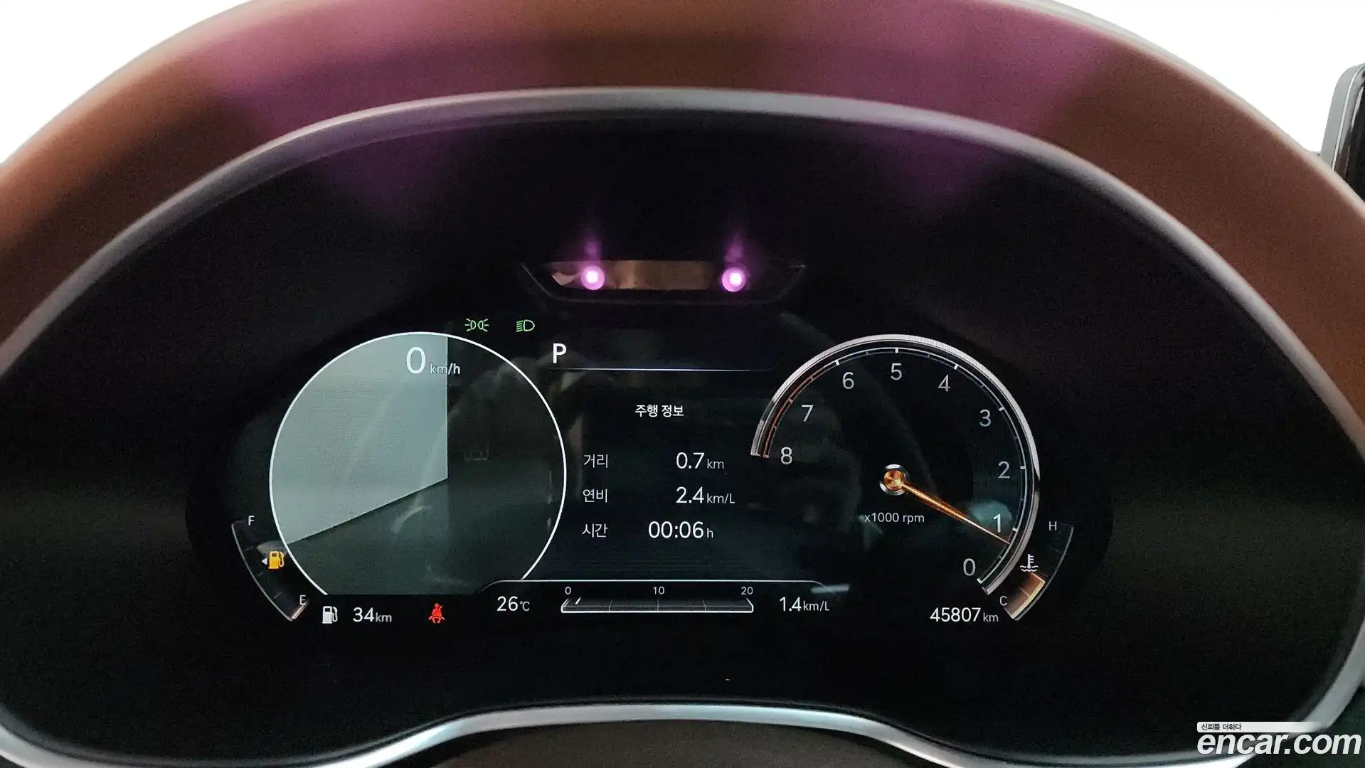 G80 Genesis 2020.3-INNER-008