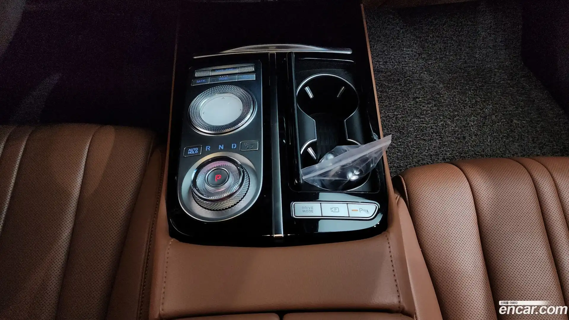 G80 Genesis 2020.3-INNER-009