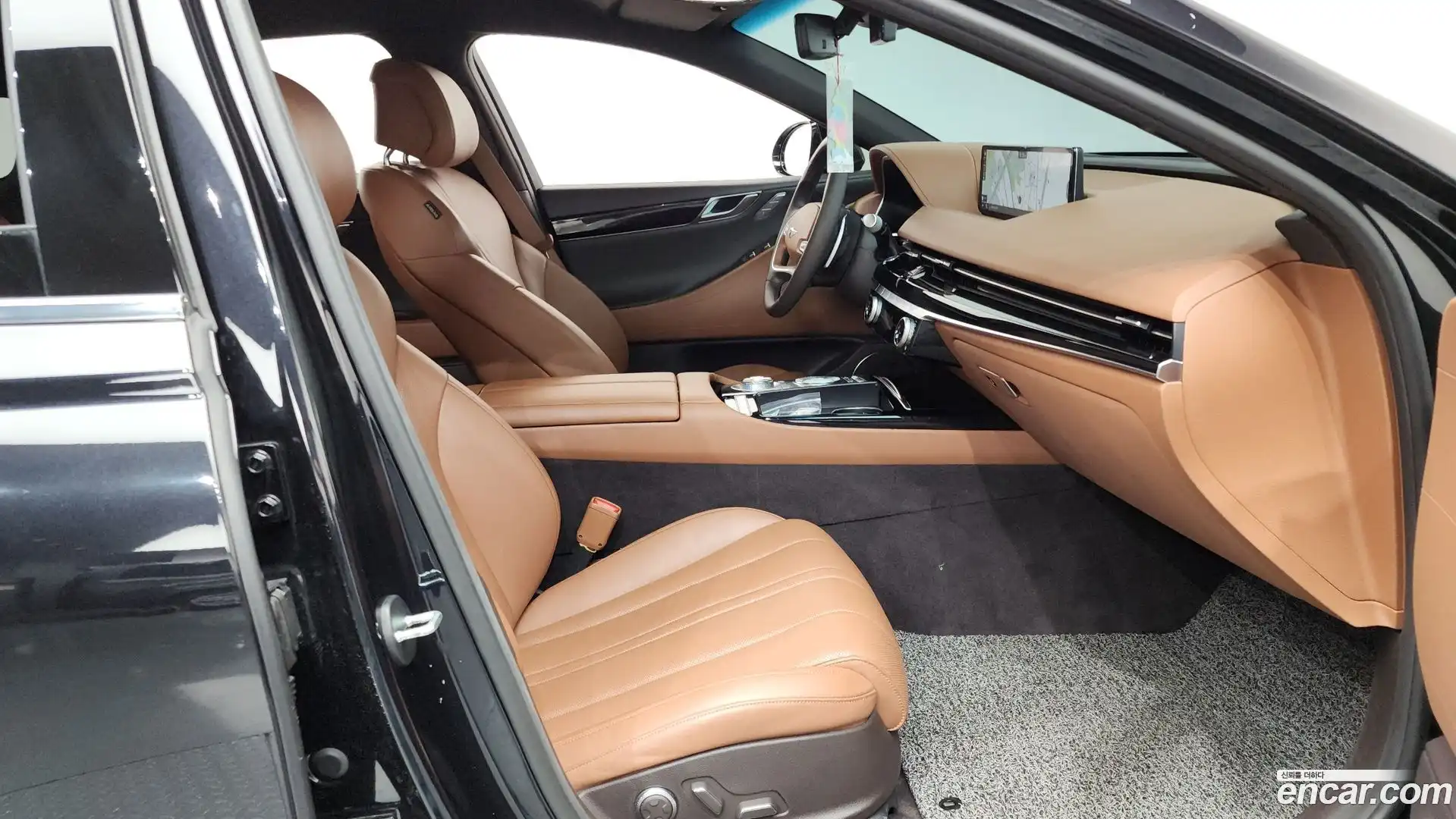 G80 Genesis 2020.3-INNER-036
