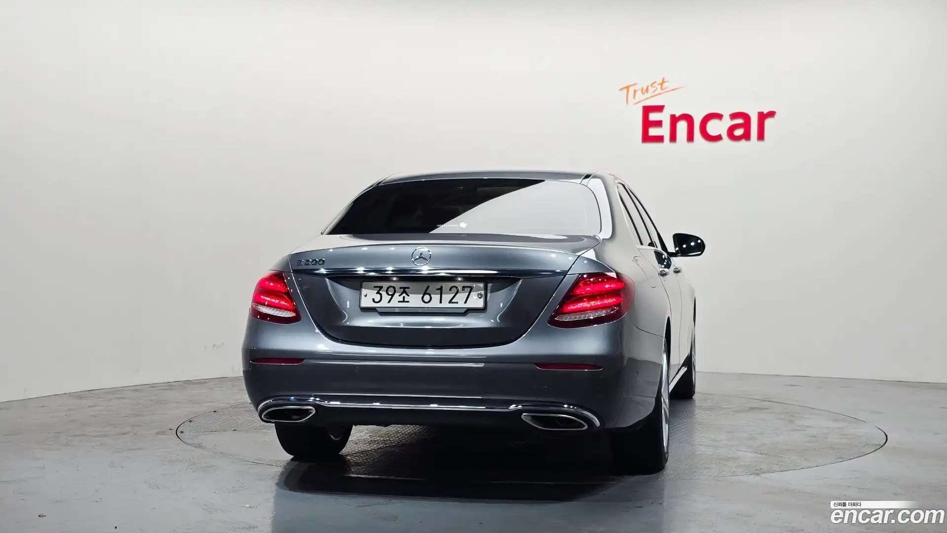 E-Class Mercedes-Benz 2018.2-OUTER-004
