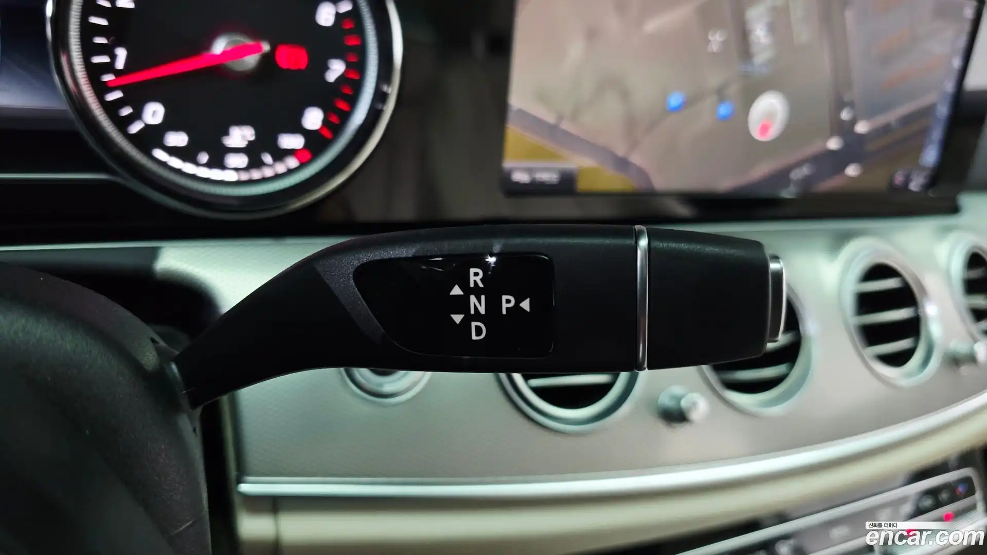 E-Class Mercedes-Benz 2018.2-INNER-009