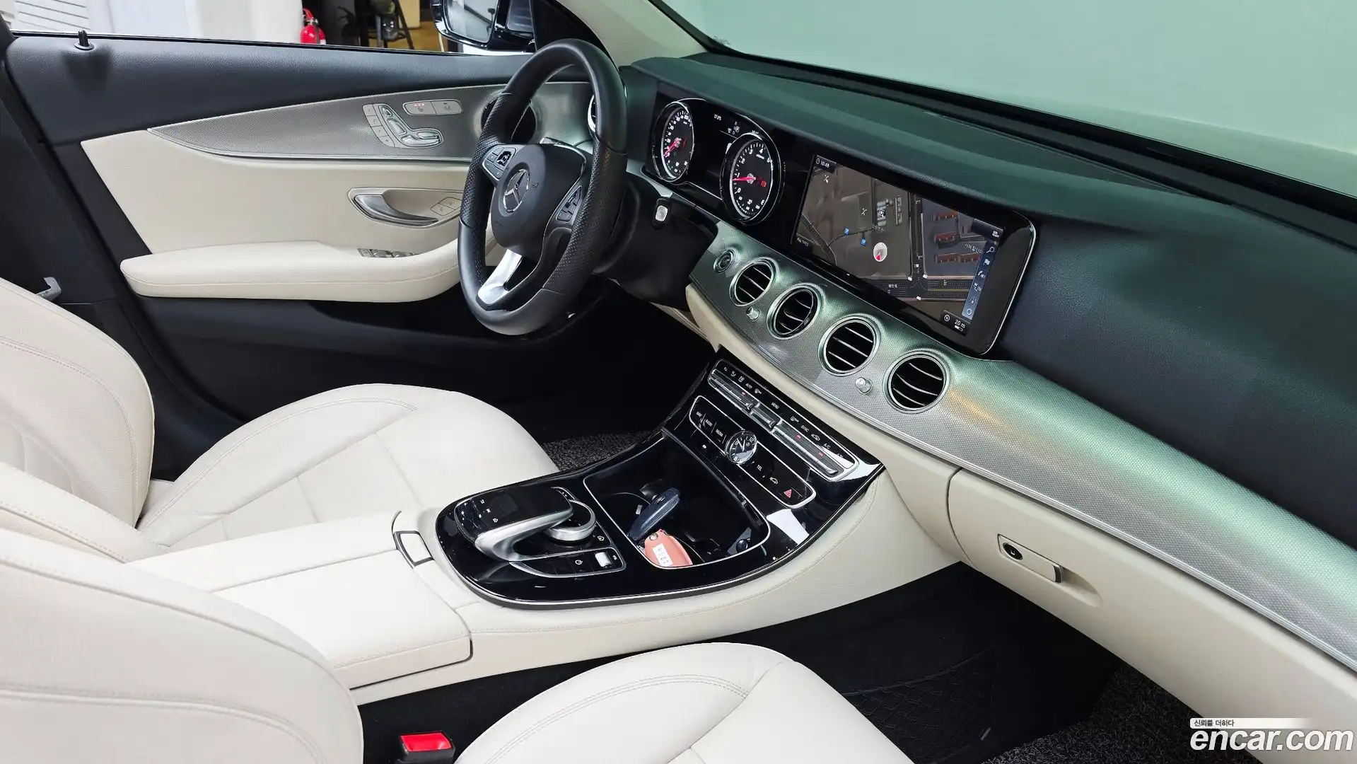 E-Class Mercedes-Benz 2018.2-OPTION-021
