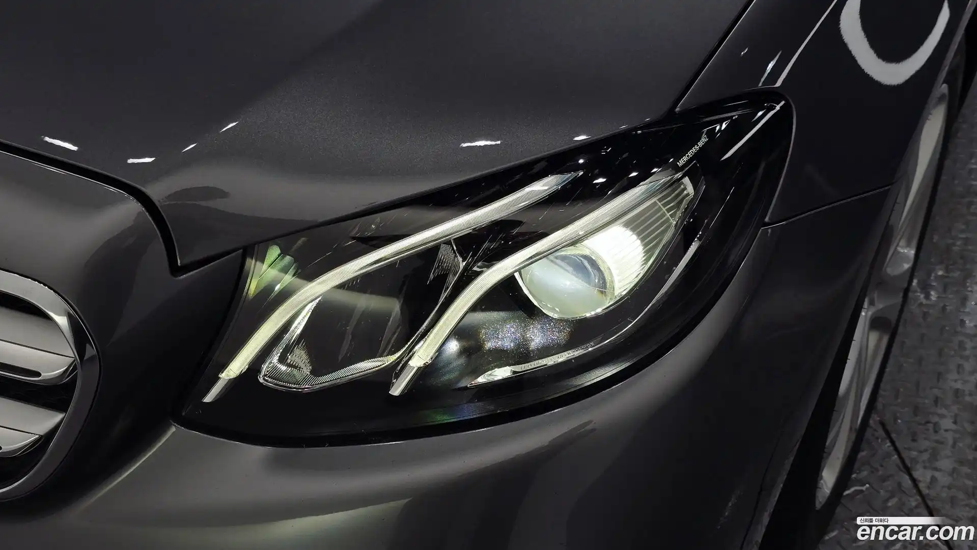 E-Class Mercedes-Benz 2018.2-OUTER-032