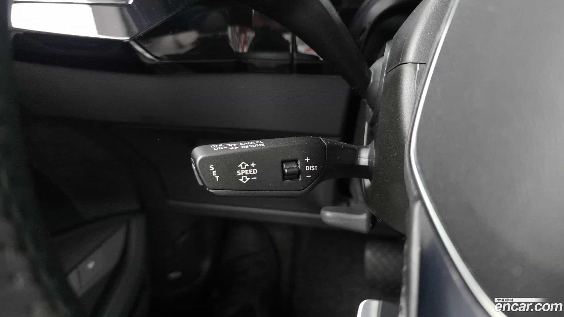 e-tron Audi 2021.10-OPTION-016