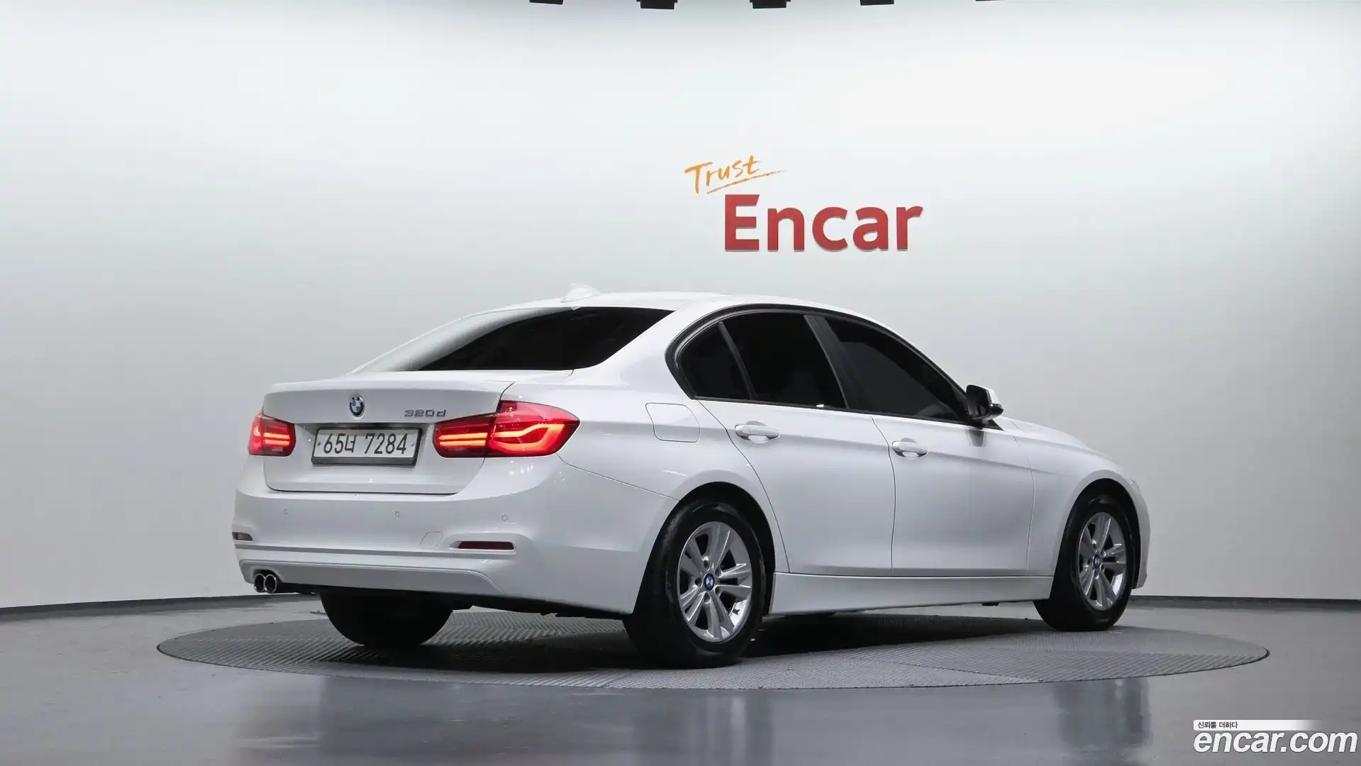 3-Series BMW 2017.8-OUTER-002