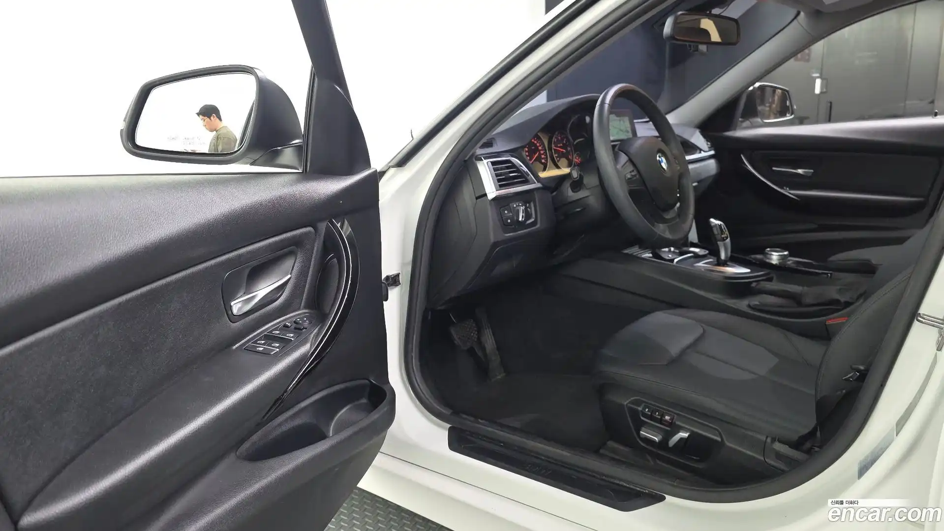 3-Series BMW 2017.8-OPTION-040
