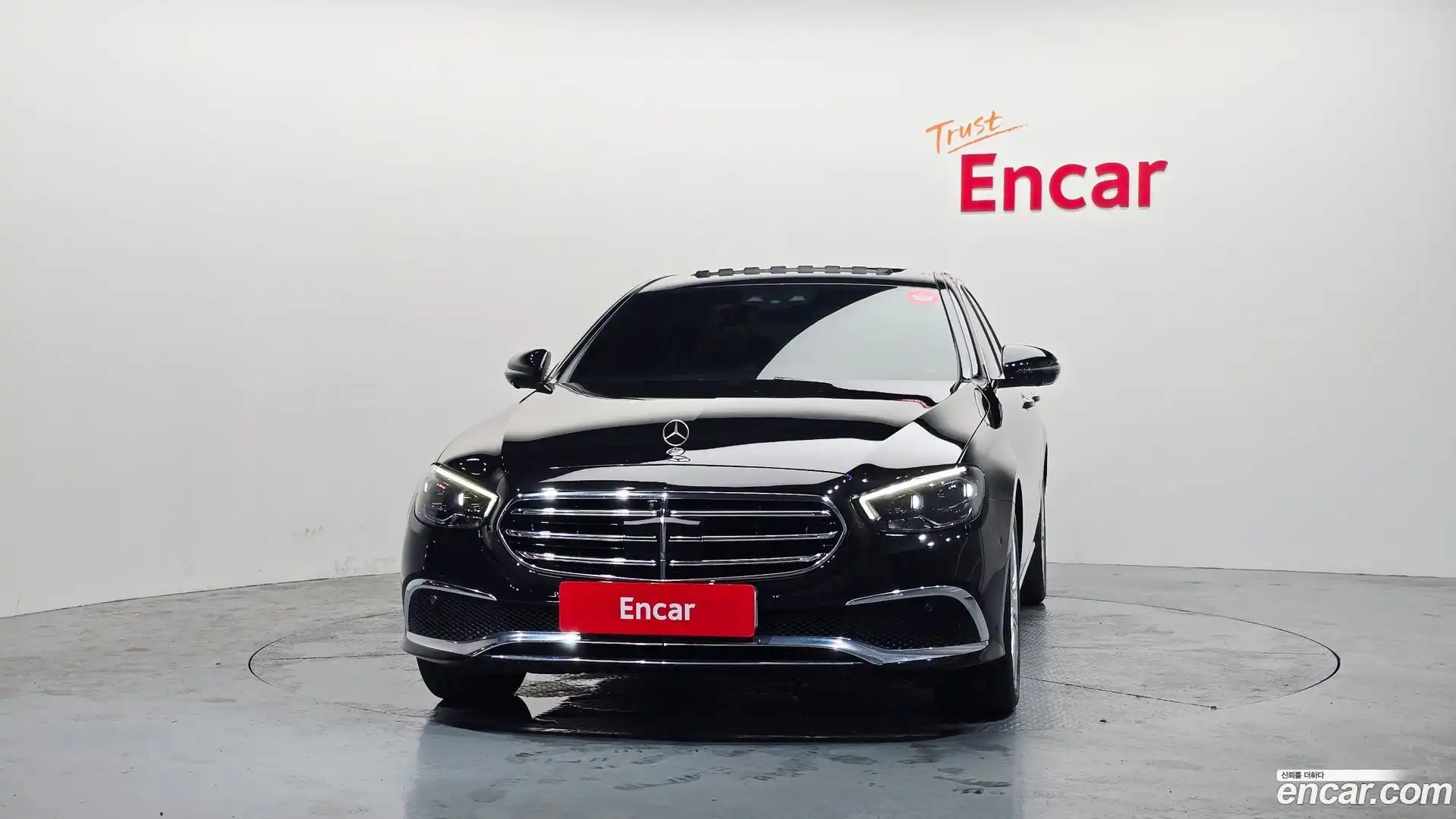 E-Class Mercedes-Benz 2022.0-OUTER-003