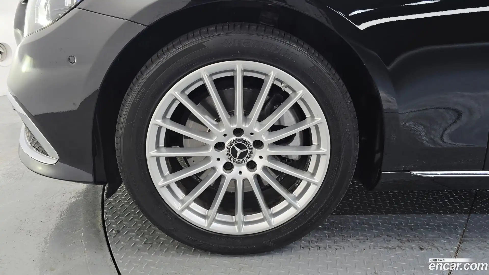 E-Class Mercedes-Benz 2022.0-OUTER-005