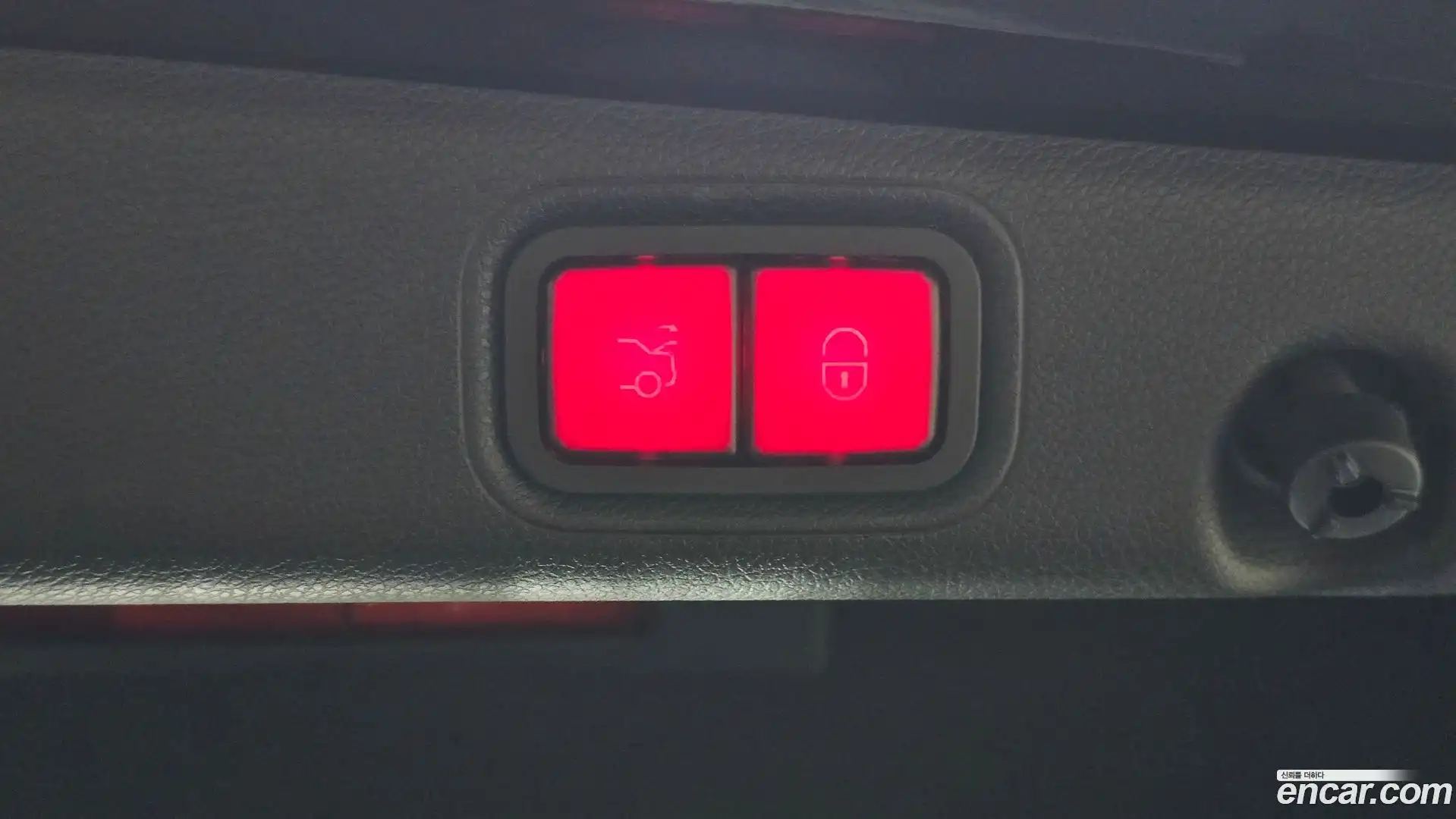 E-Class Mercedes-Benz 2022.0-OPTION-020