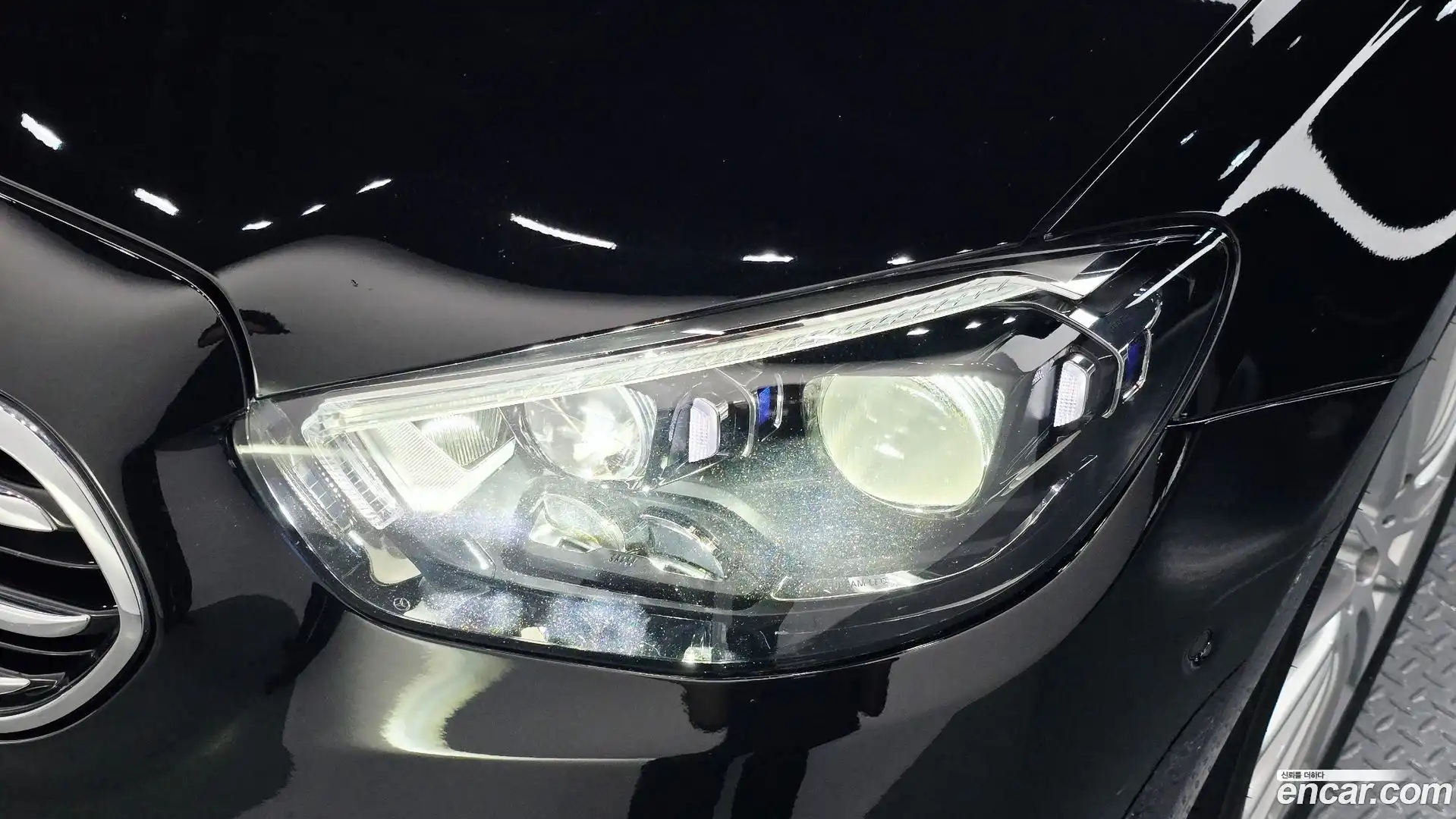 E-Class Mercedes-Benz 2022.0-OUTER-032